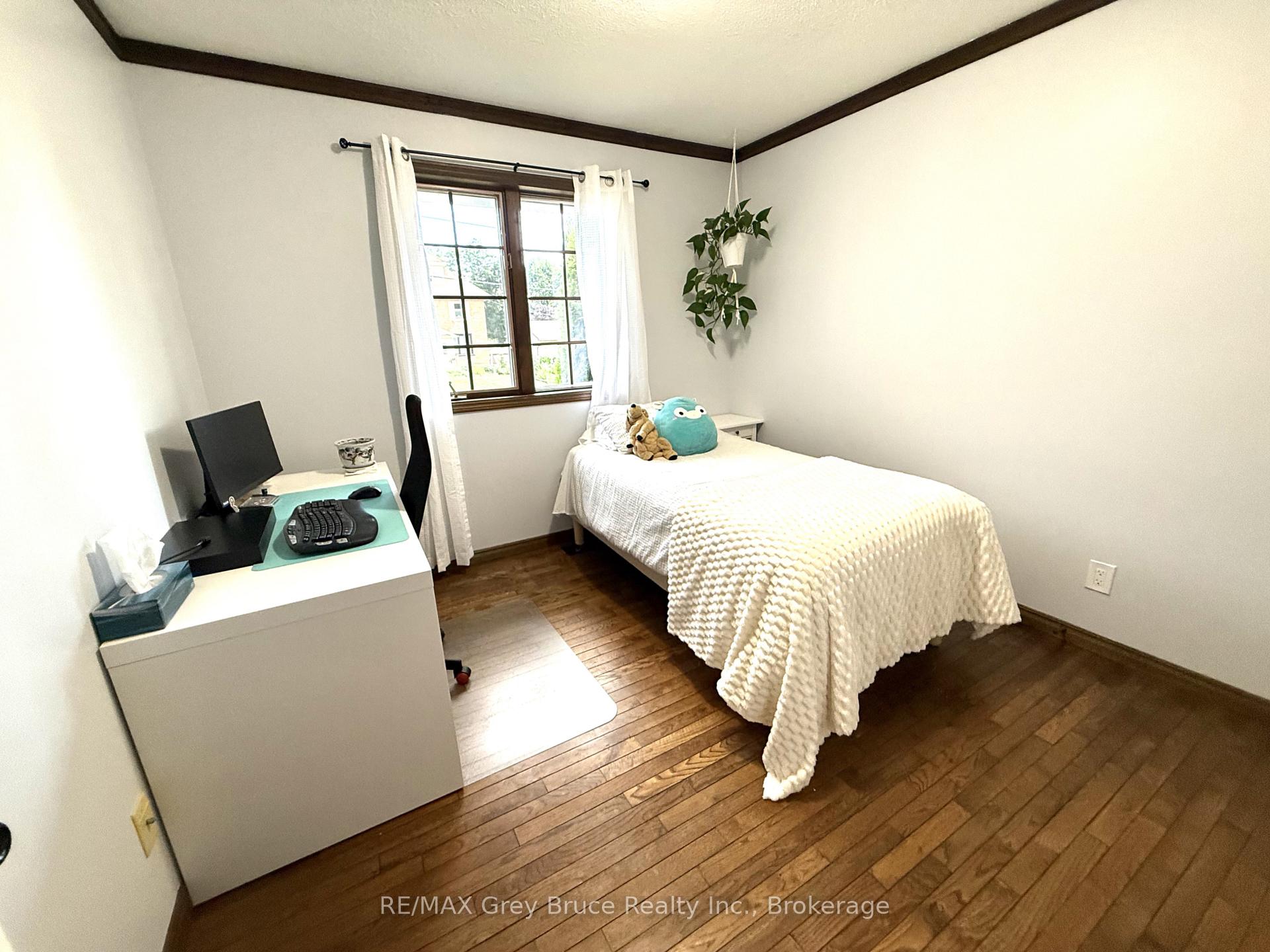 Photo 25 of 840 4th Street E, Owen Sound — HOMEH