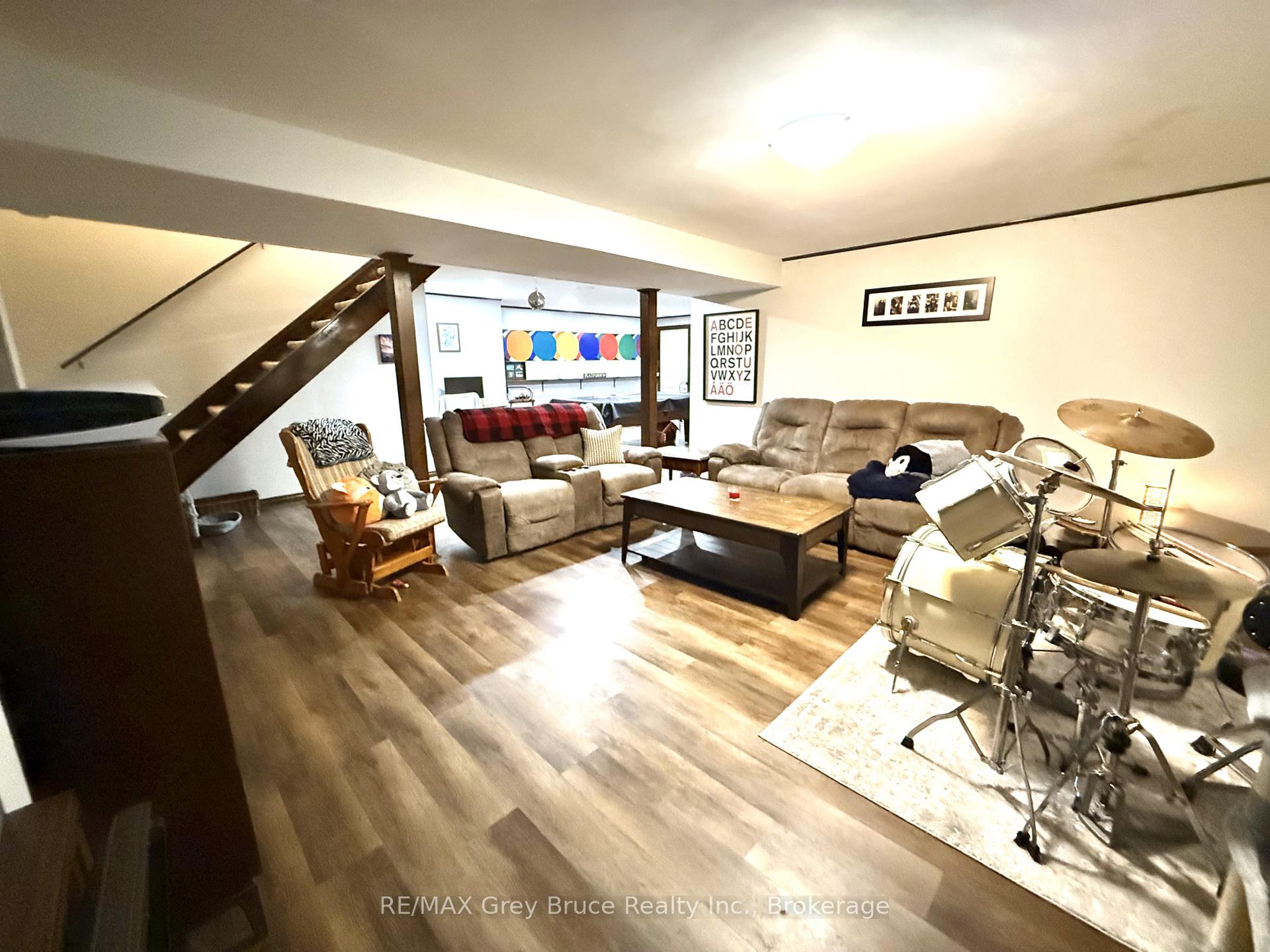 Photo 32 of 840 4th Street E, Owen Sound — HOMEH