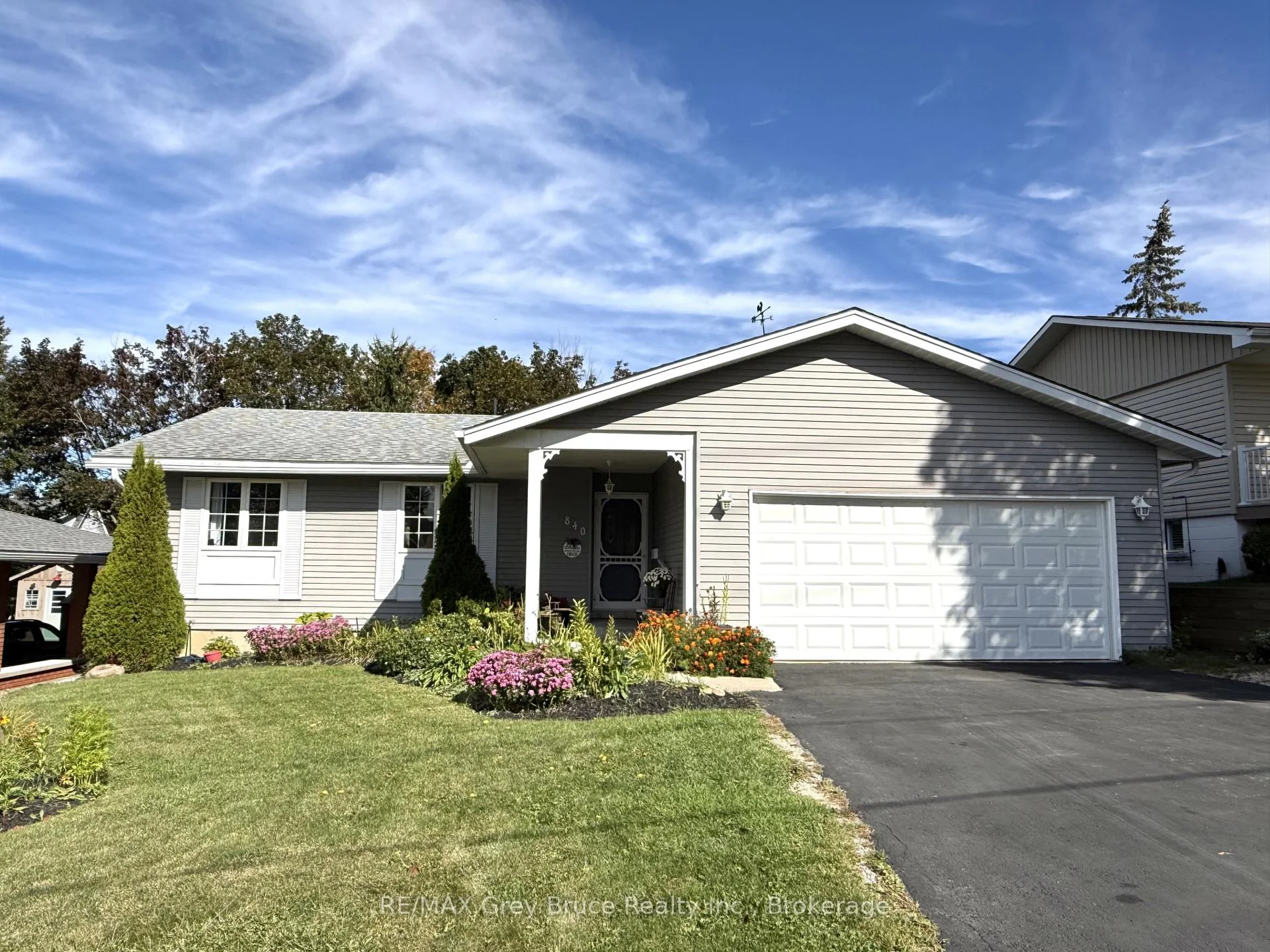 Photo 1 of 840 4th Street E, Owen Sound — HOMEH