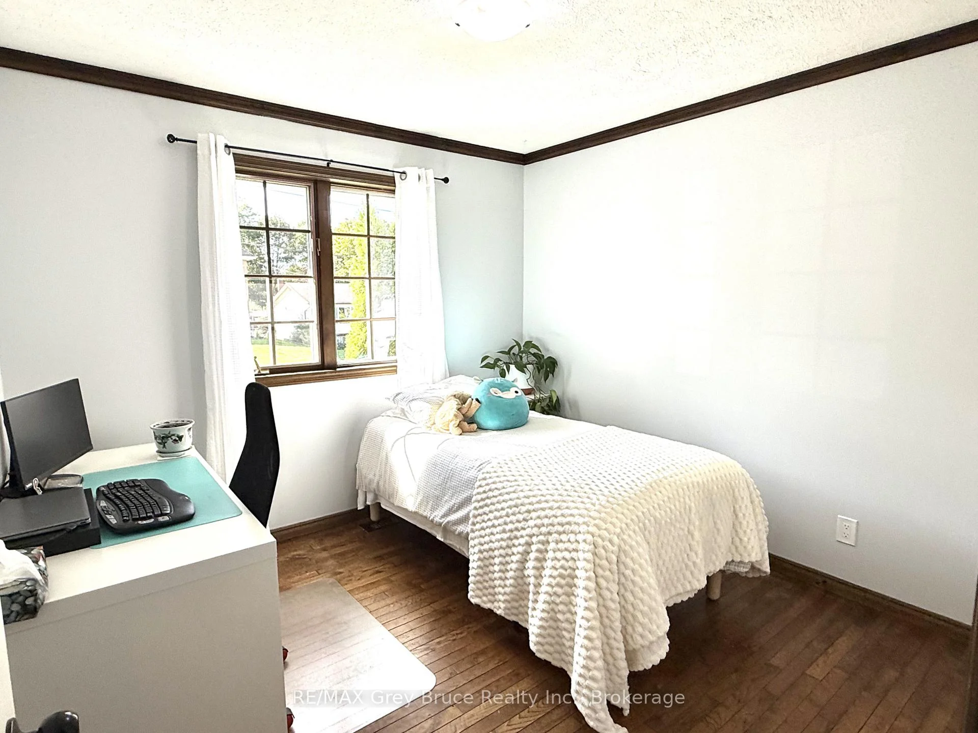 Photo 28 of 840 4th Street E, Owen Sound — HOMEH
