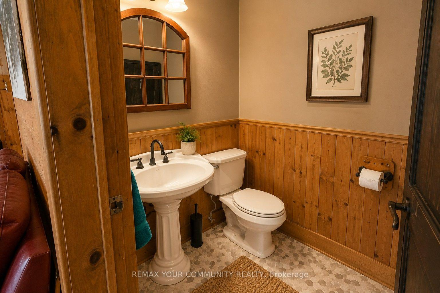 Photo 13 of 11 Mud Road, Kawartha Lakes, Fenelon — HOMEH