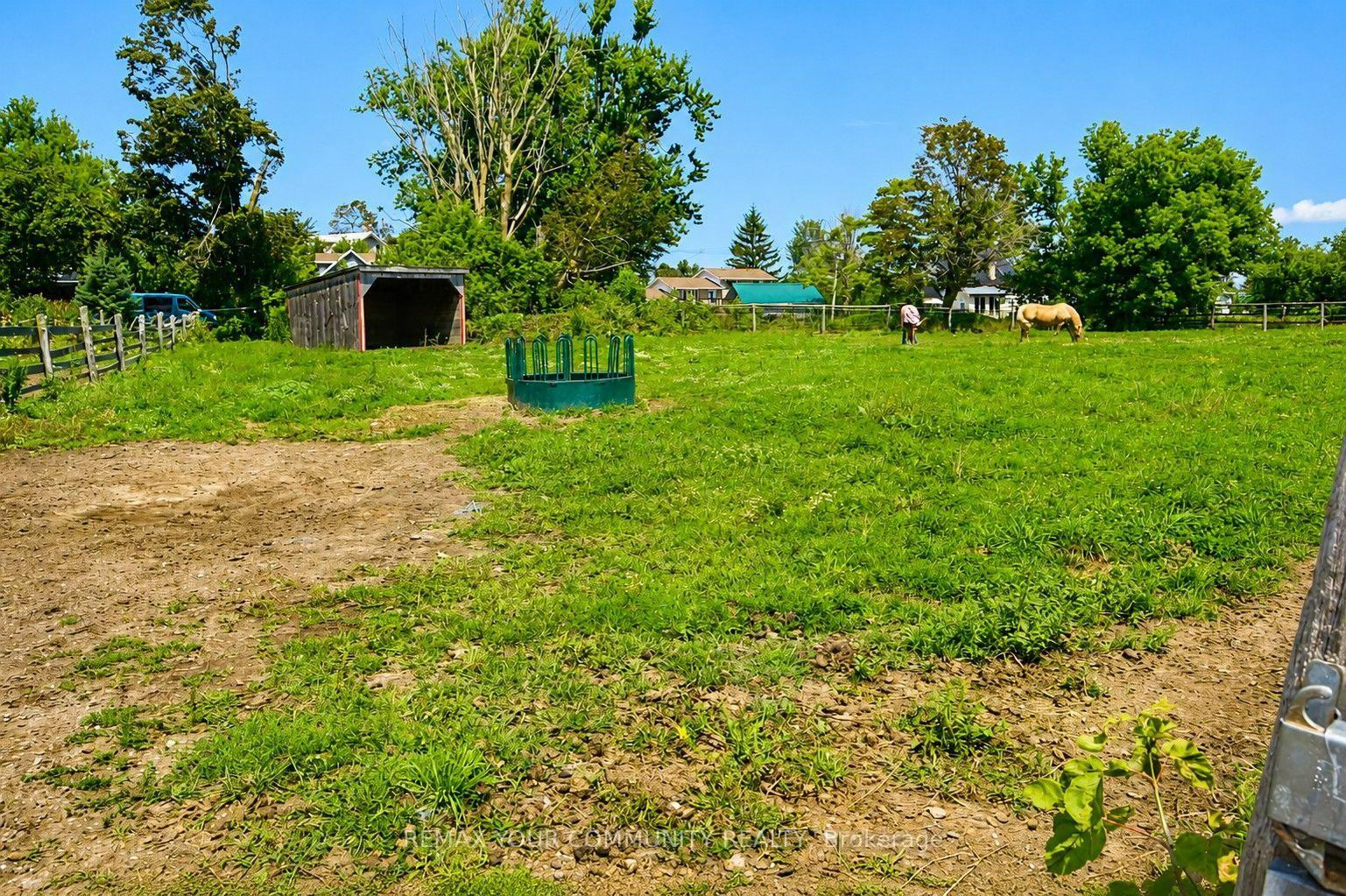 Photo 45 of 11 Mud Road, Kawartha Lakes, Fenelon — HOMEH