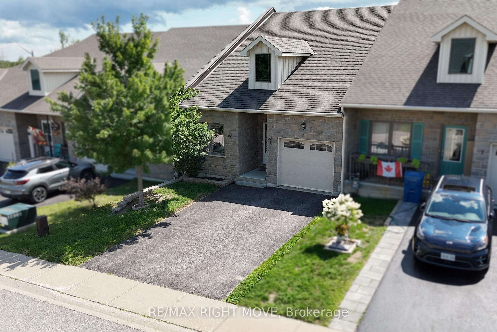 Photo 1 of 11 Danny Drive, Orillia — HOMEH