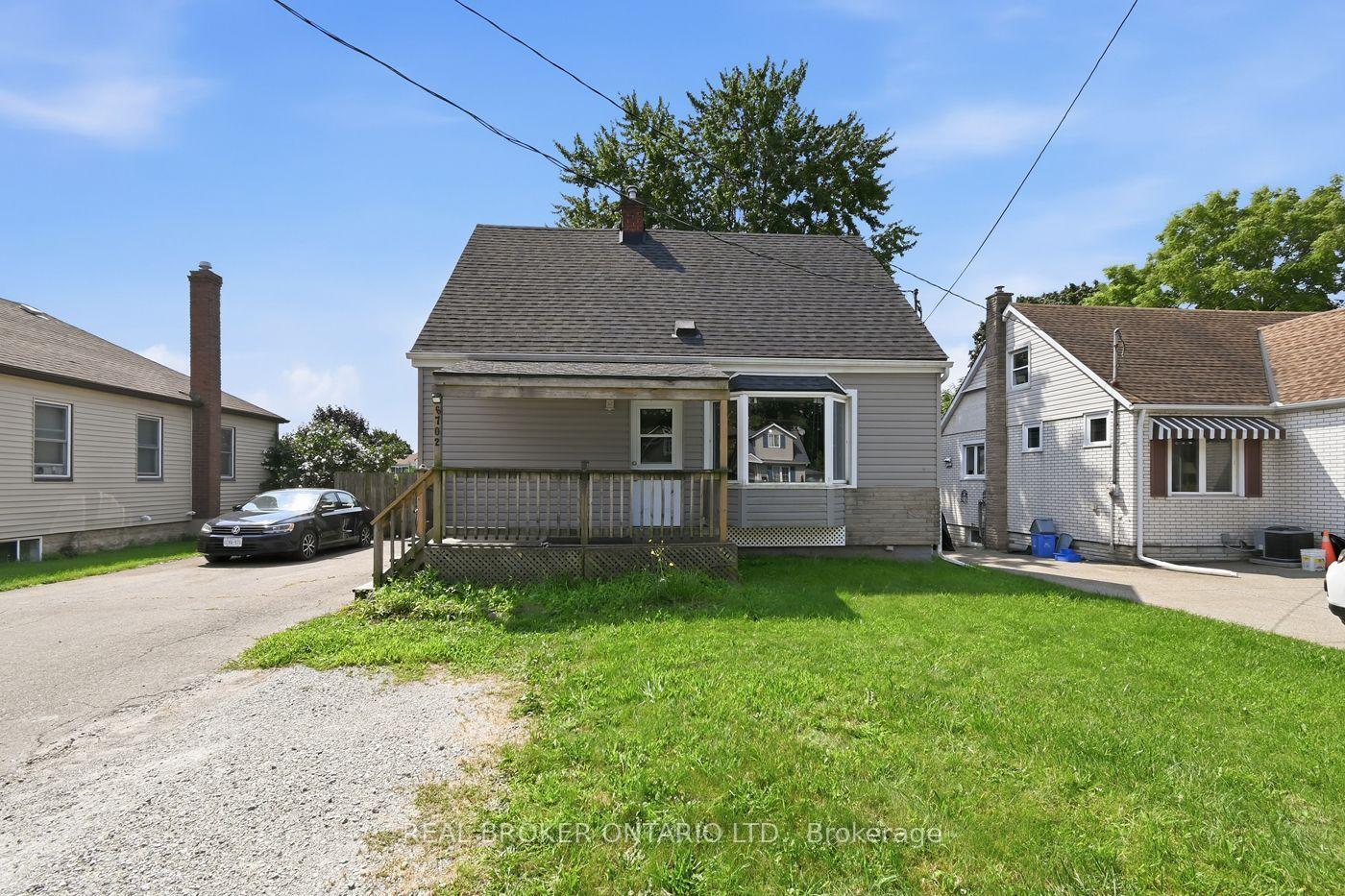 Photo 1 of 6702 Dunn Street, Niagara Falls, Arad/Fallsview — HOMEH