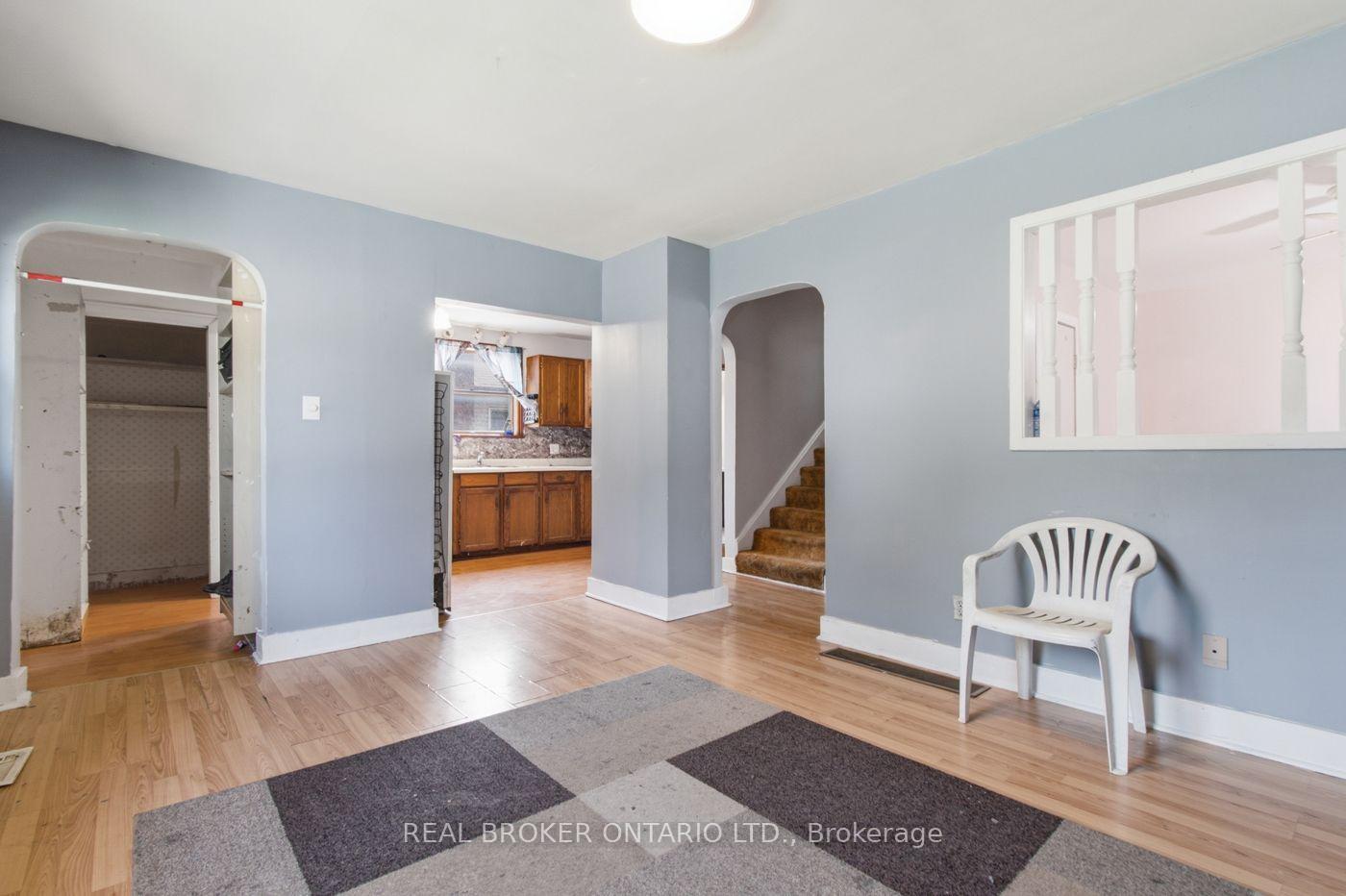 Photo 7 of 6702 Dunn Street, Niagara Falls, Arad/Fallsview — HOMEH