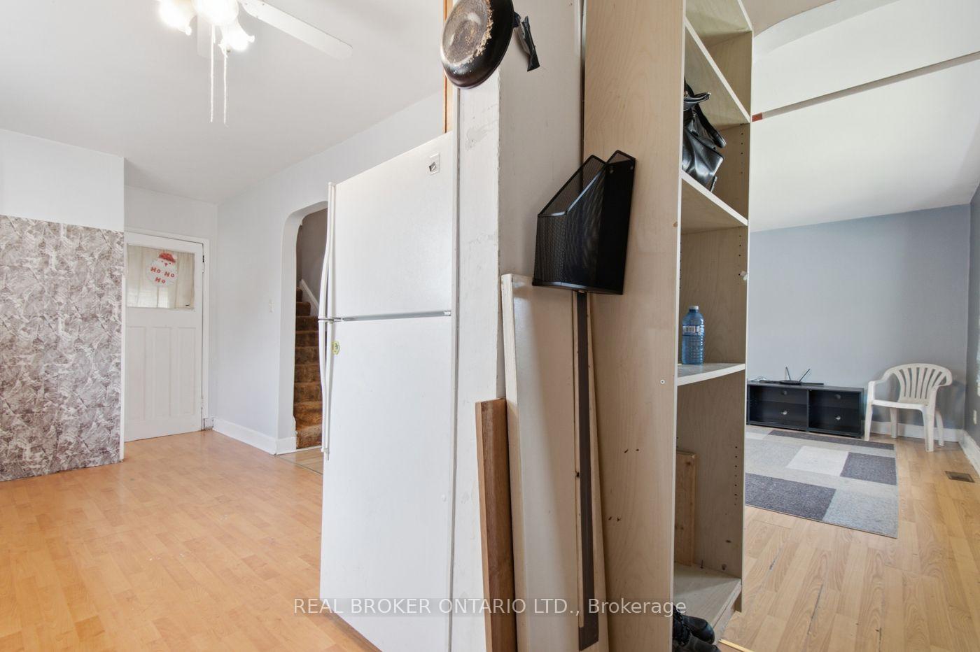 Photo 9 of 6702 Dunn Street, Niagara Falls, Arad/Fallsview — HOMEH