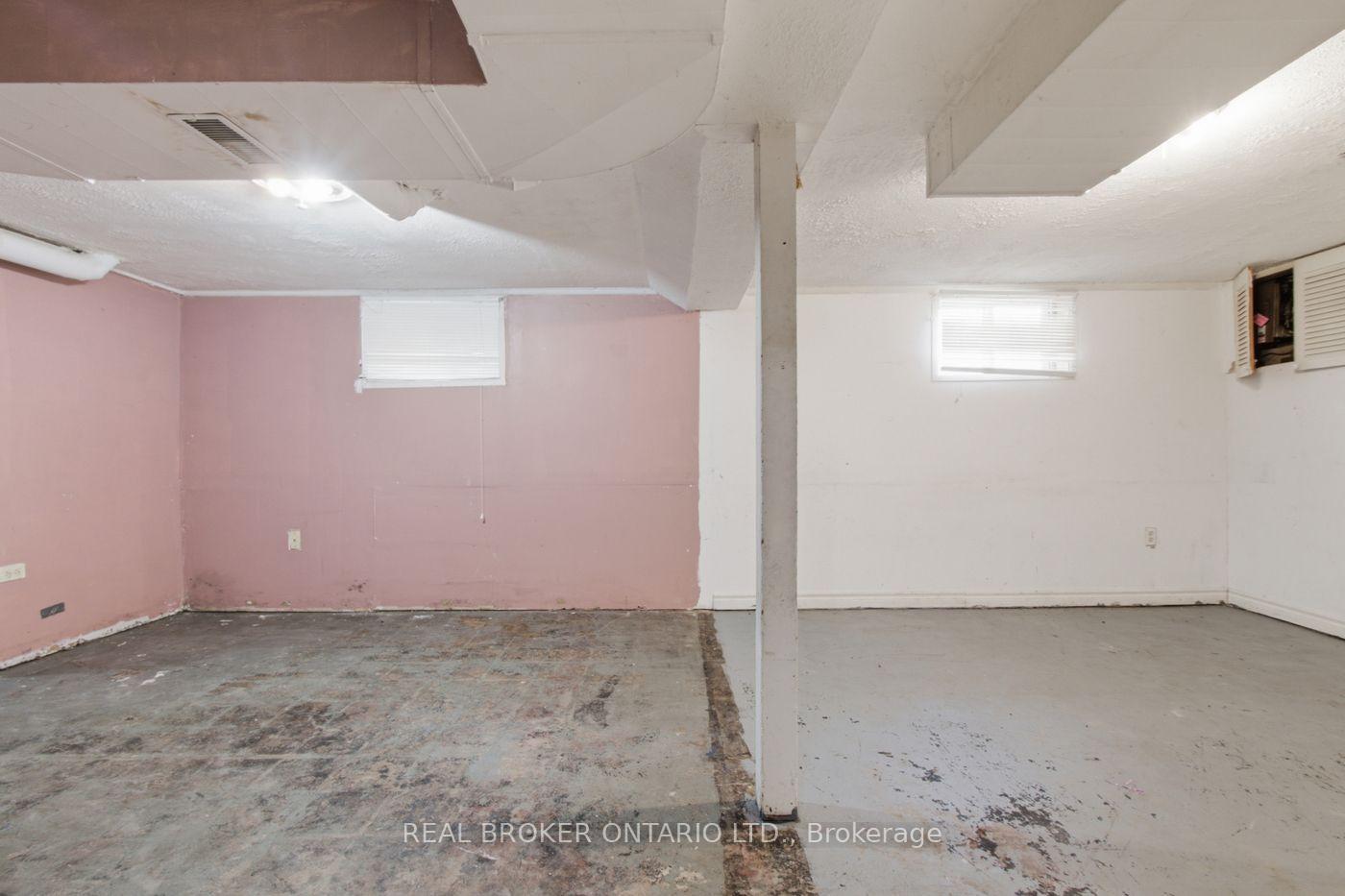 Photo 33 of 6702 Dunn Street, Niagara Falls, Arad/Fallsview — HOMEH