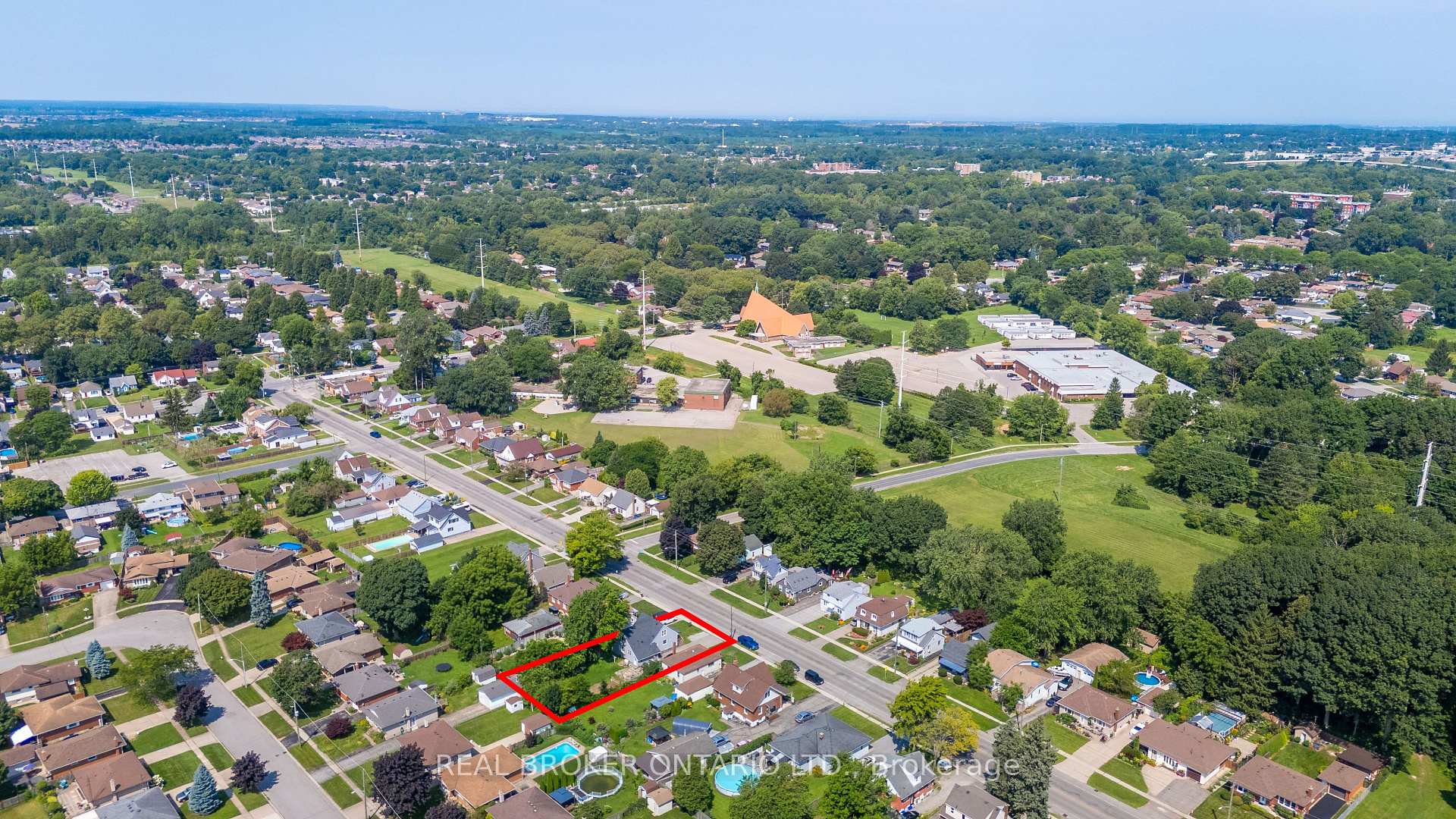 Photo 39 of 6702 Dunn Street, Niagara Falls, Arad/Fallsview — HOMEH