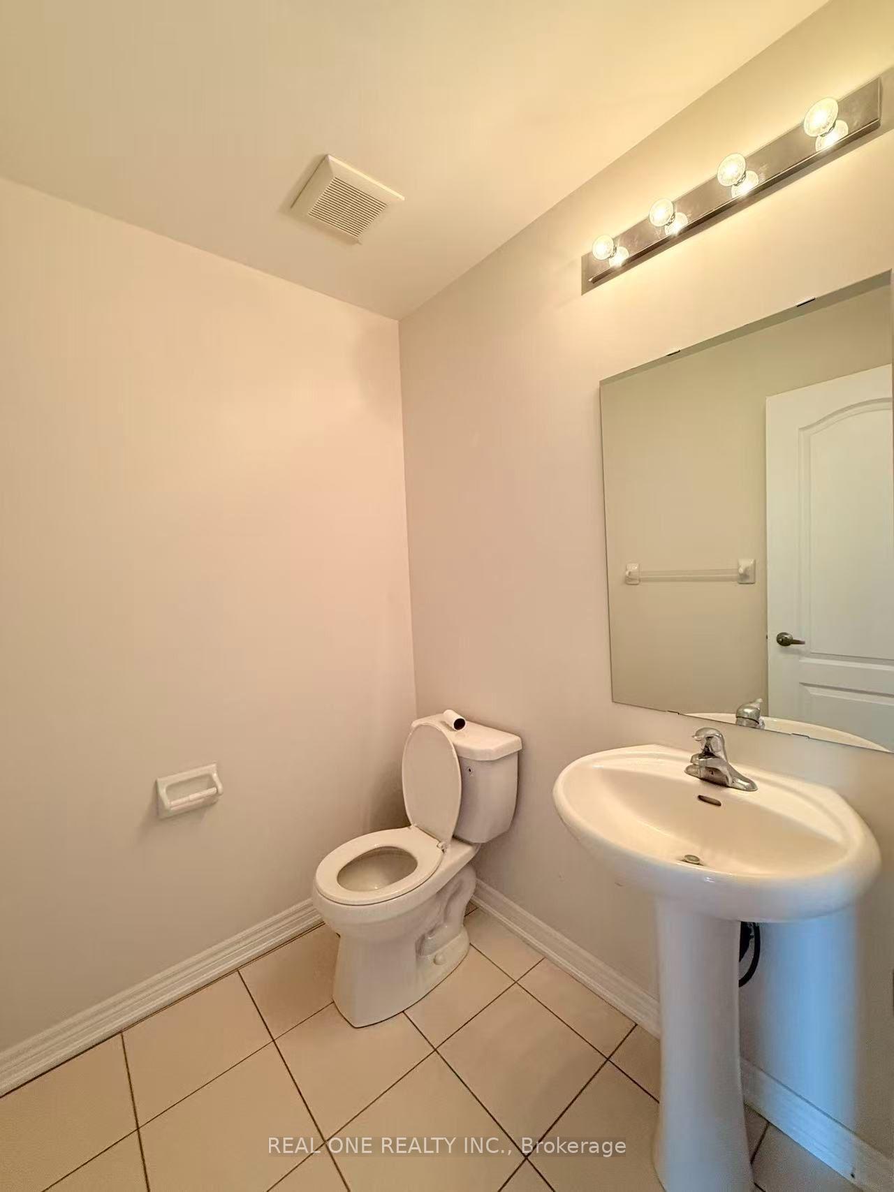 Photo 10 of 115 Beechborough Crescent, East Gwillimbury, Sharon — HOMEH