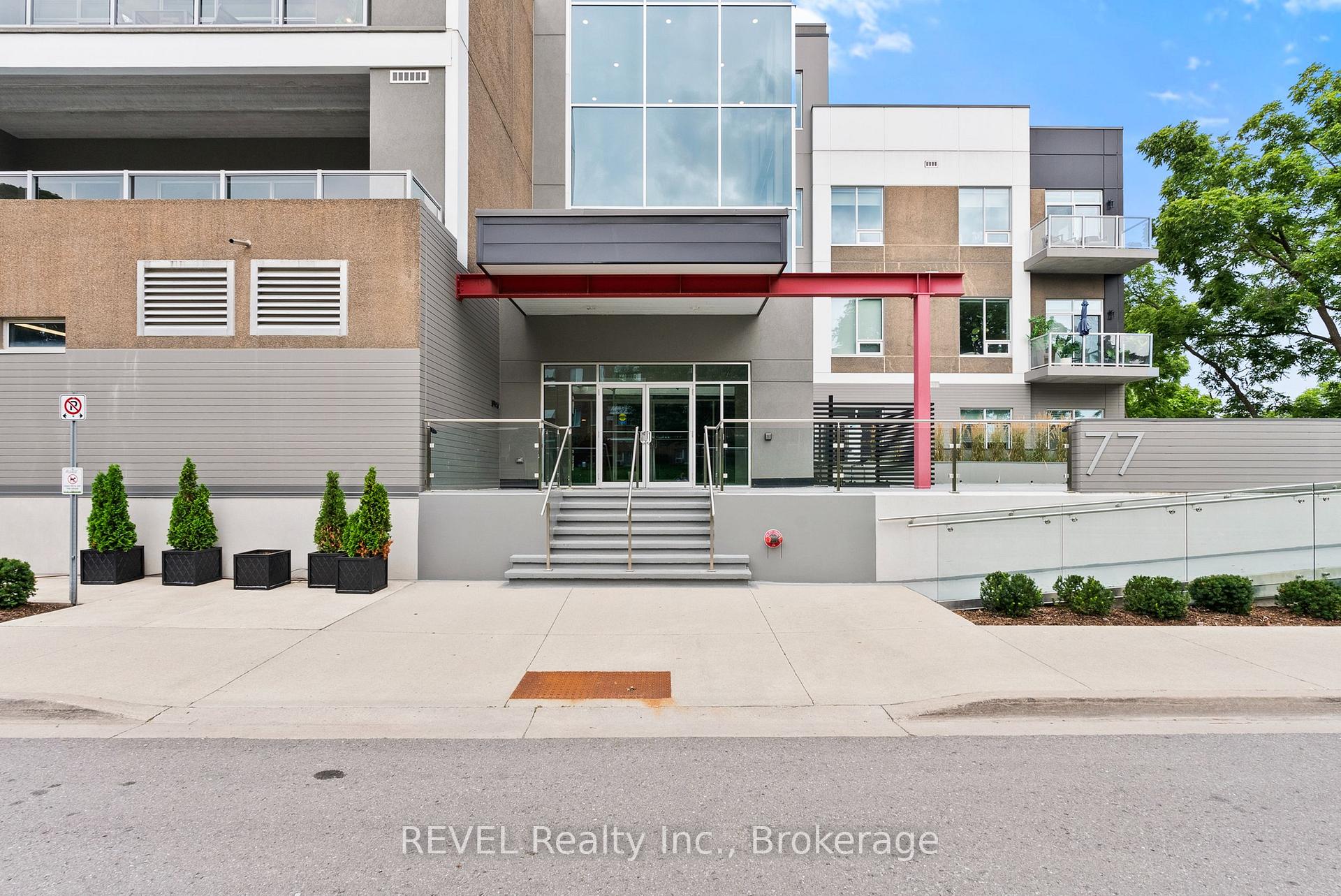 Photo 4 of Unit 404, 77 Yates Street, St. Catharines, Downtown — HOMEH