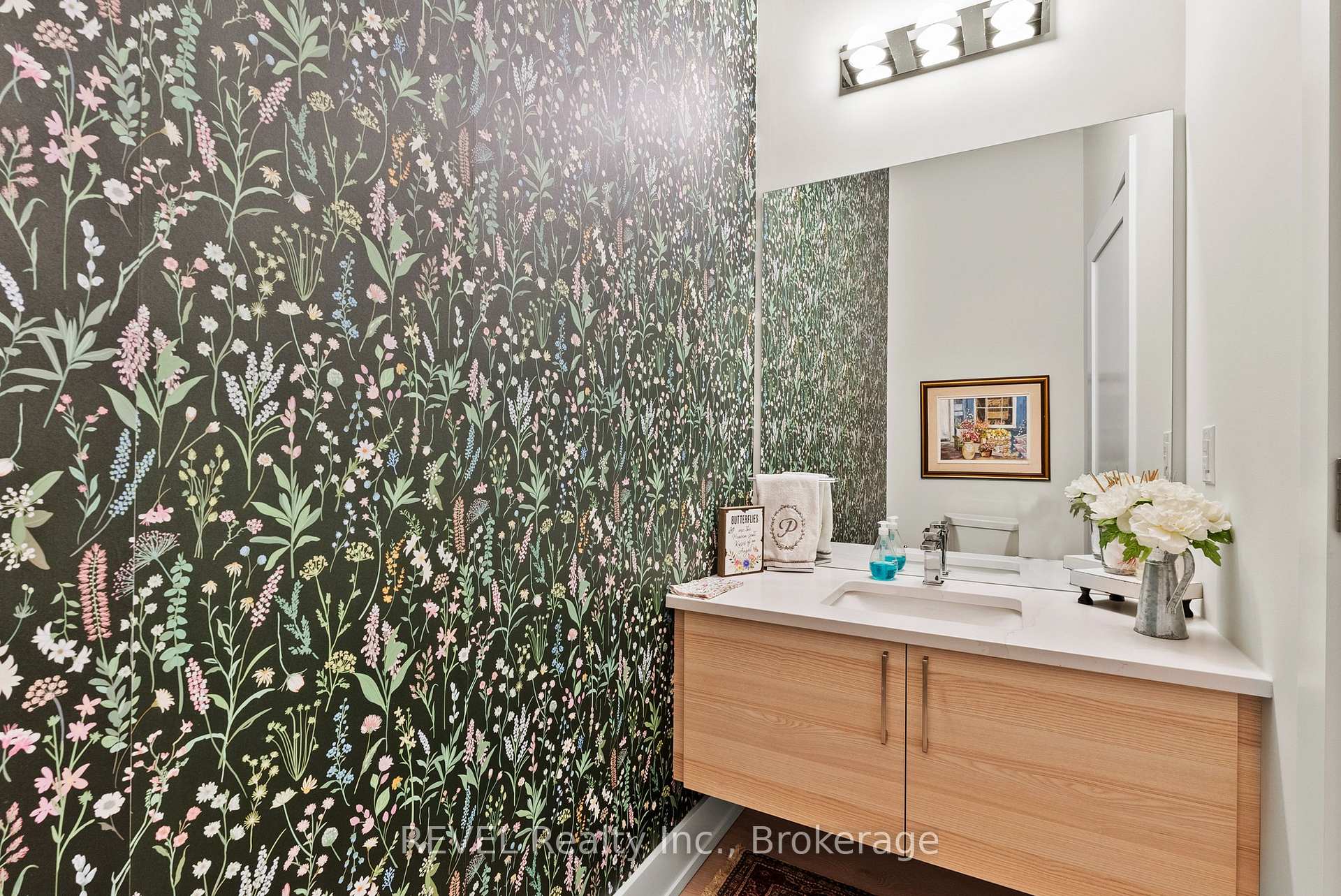 Photo 9 of Unit 404, 77 Yates Street, St. Catharines, Downtown — HOMEH