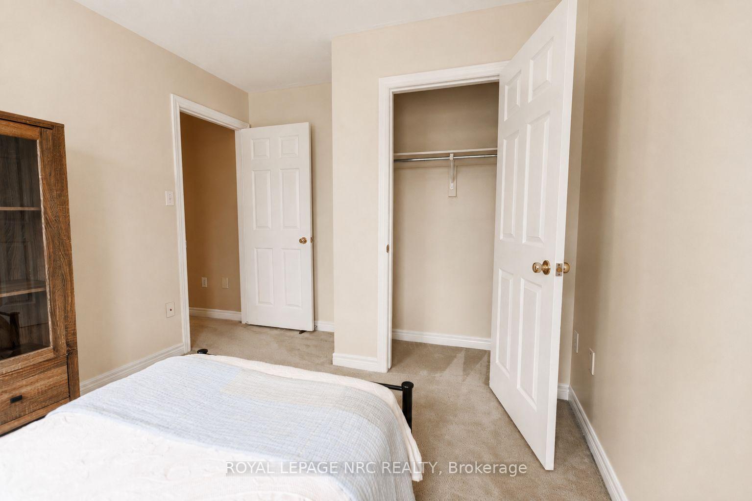 Photo 10 of 111 Cole Crescent, Niagara-on-the-Lake, Glendale — HOMEH