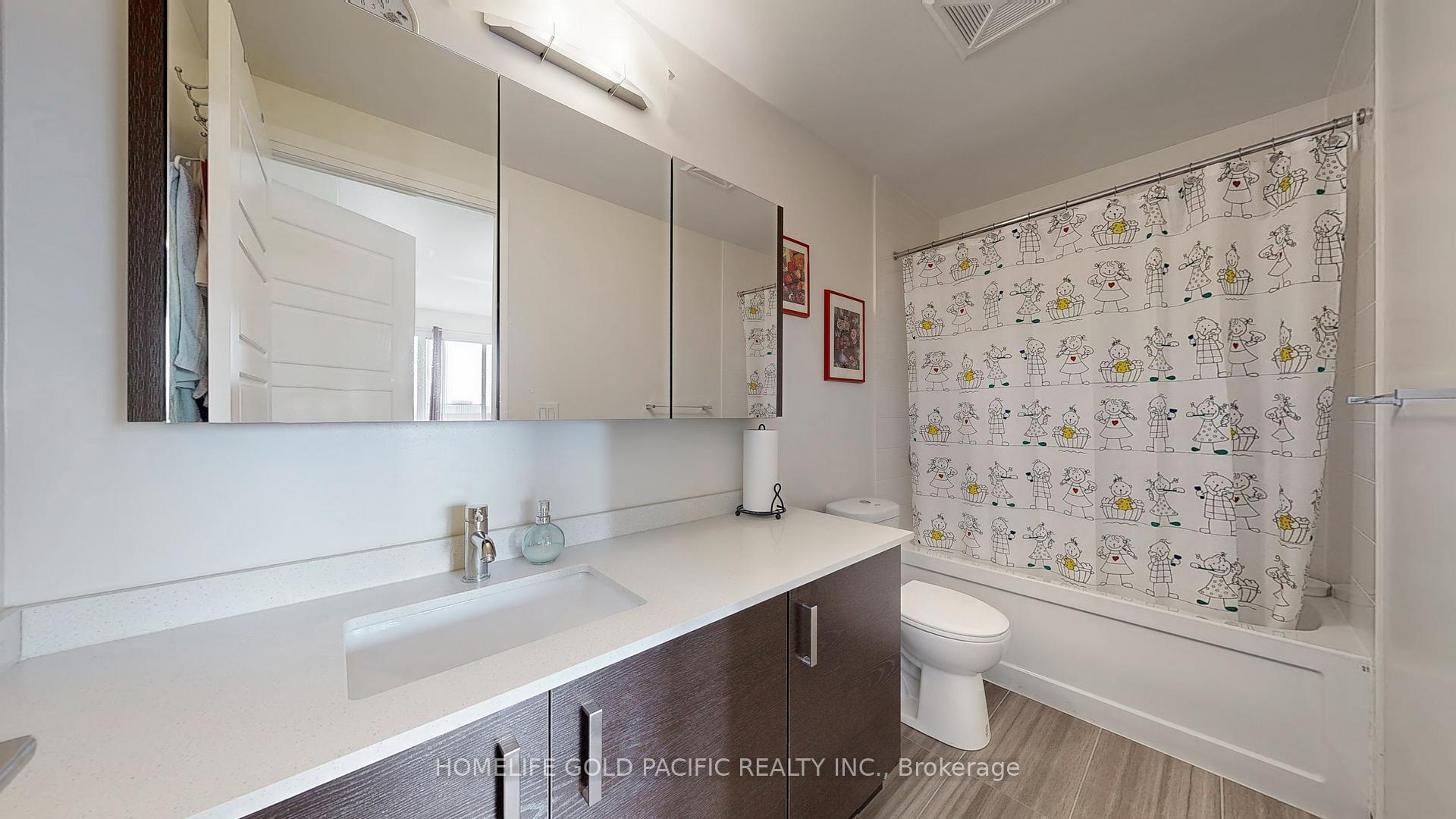 Photo 26 of Unit RG1 (LPH1), 8200 Birchmount Road, Markham, Unionville — HOMEH