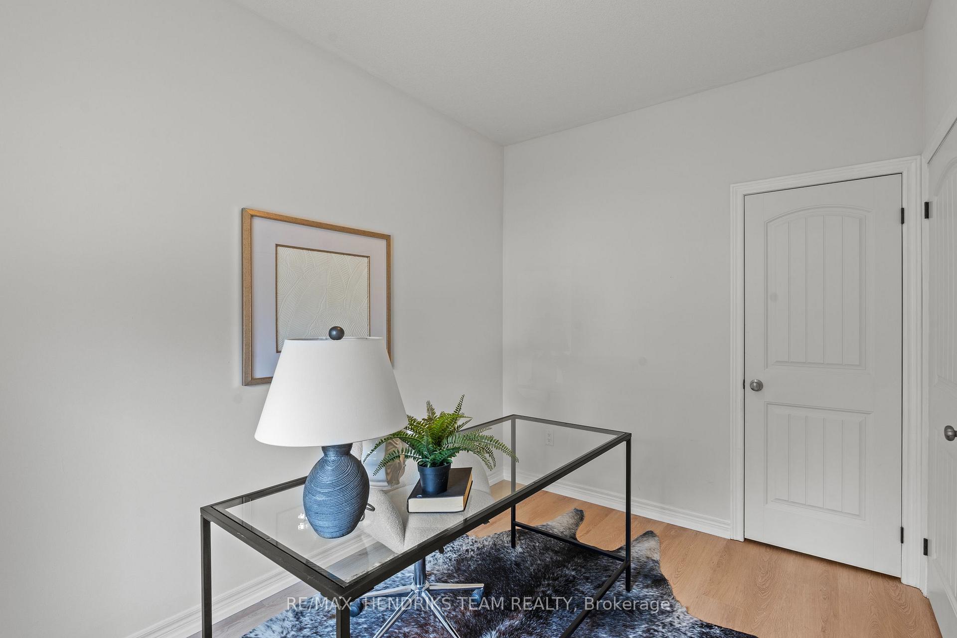 Photo 8 of 58 Videl Crescent N, St. Catharines, Grapeview — HOMEH