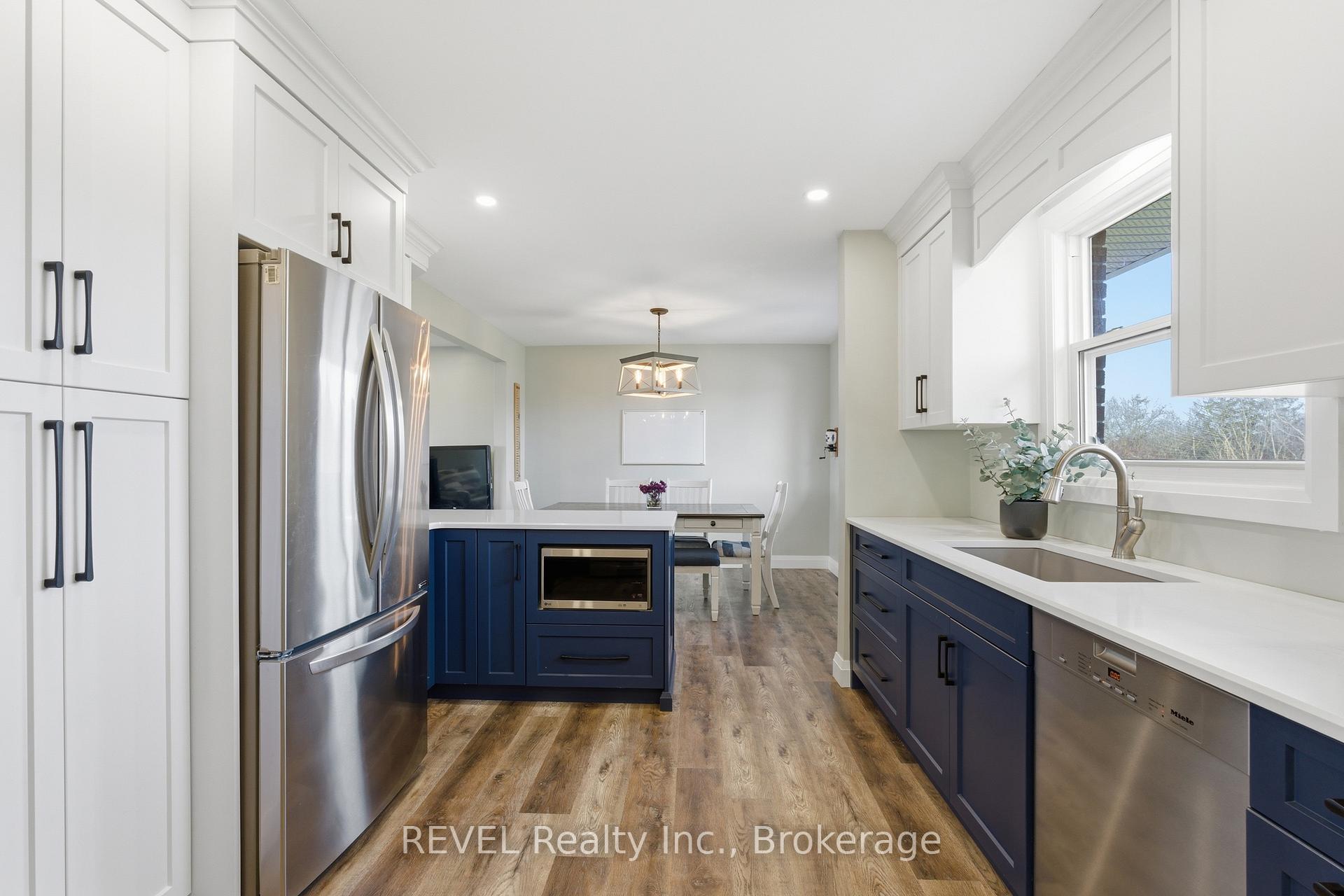 Photo 6 of 21 Lena Crescent, Port Colborne, Sugarloaf — HOMEH