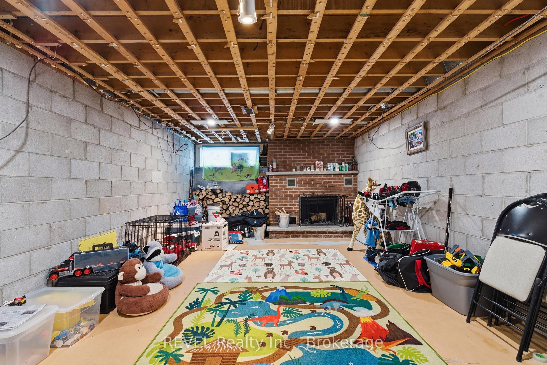 Photo 30 of 21 Lena Crescent, Port Colborne, Sugarloaf — HOMEH