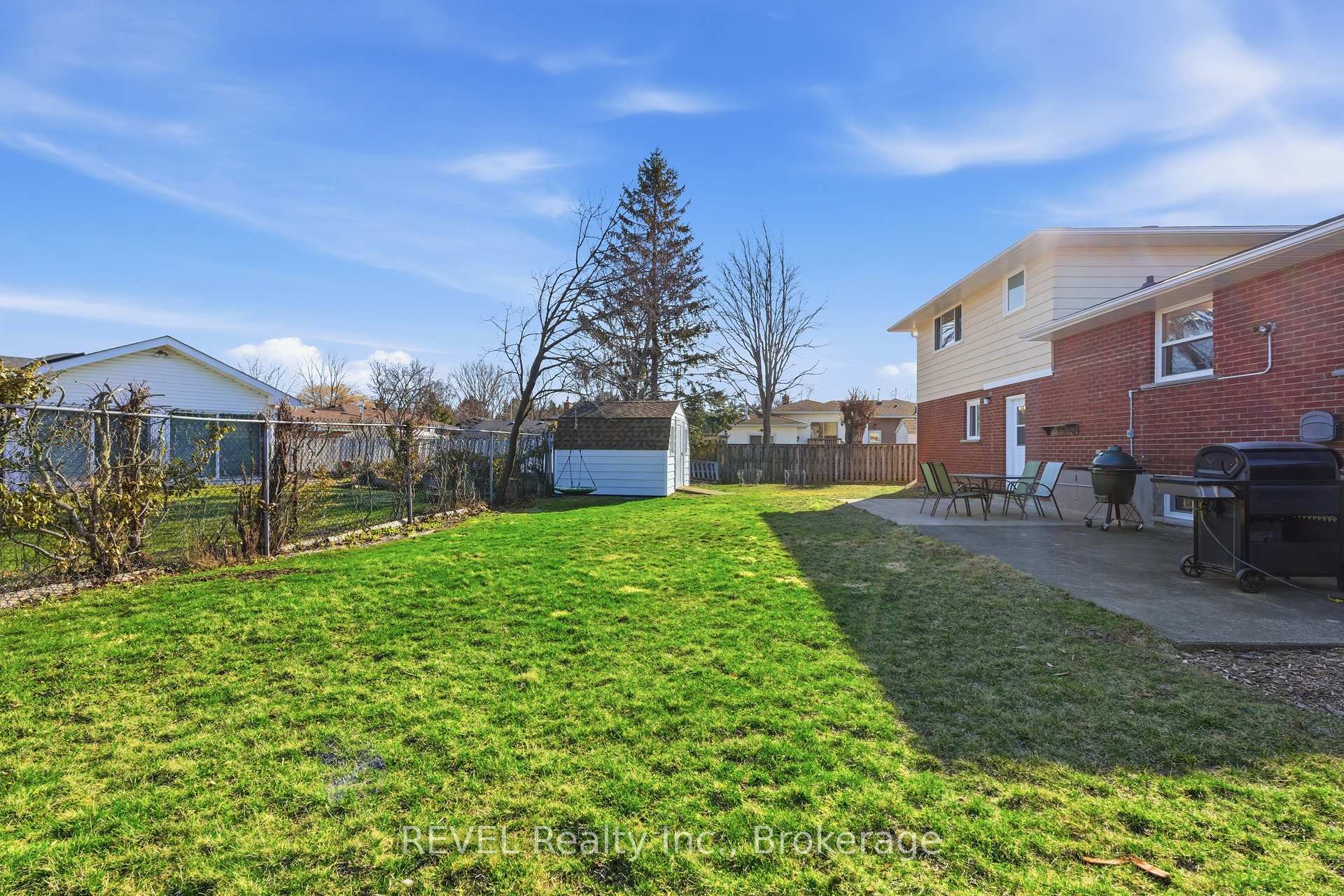 Photo 34 of 21 Lena Crescent, Port Colborne, Sugarloaf — HOMEH