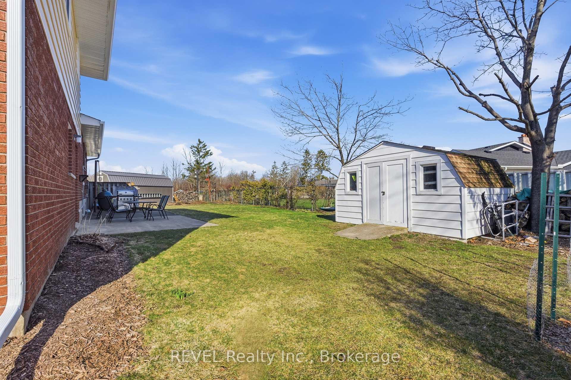 Photo 35 of 21 Lena Crescent, Port Colborne, Sugarloaf — HOMEH