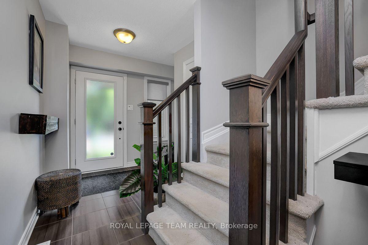Photo 3 of 206 Leather Leaf Terrace, Ottawa, Barrhaven - Longfields — HOMEH