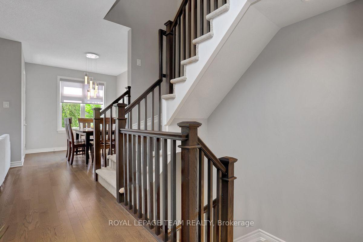 Photo 7 of 206 Leather Leaf Terrace, Ottawa, Barrhaven - Longfields — HOMEH