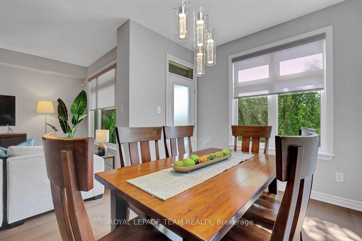Photo 19 of 206 Leather Leaf Terrace, Ottawa, Barrhaven - Longfields — HOMEH