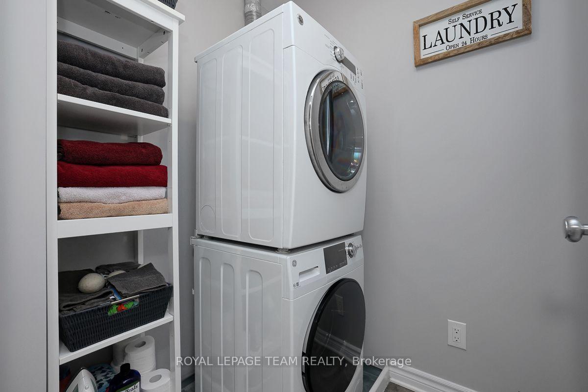 Photo 31 of 206 Leather Leaf Terrace, Ottawa, Barrhaven - Longfields — HOMEH