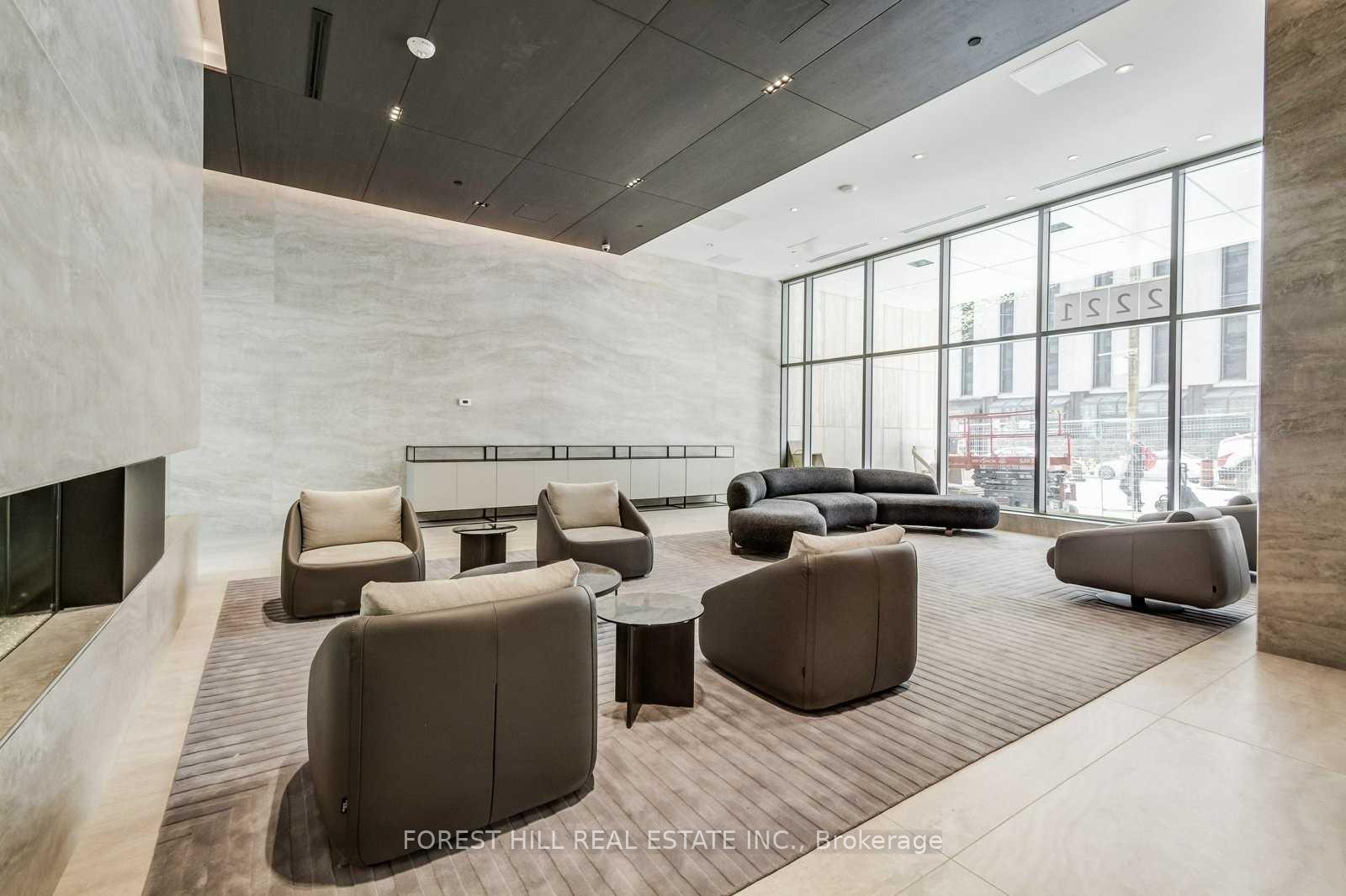 Photo 4 of Unit 5610, 2221 Yonge Street, Toronto, Mount Pleasant West — HOMEH