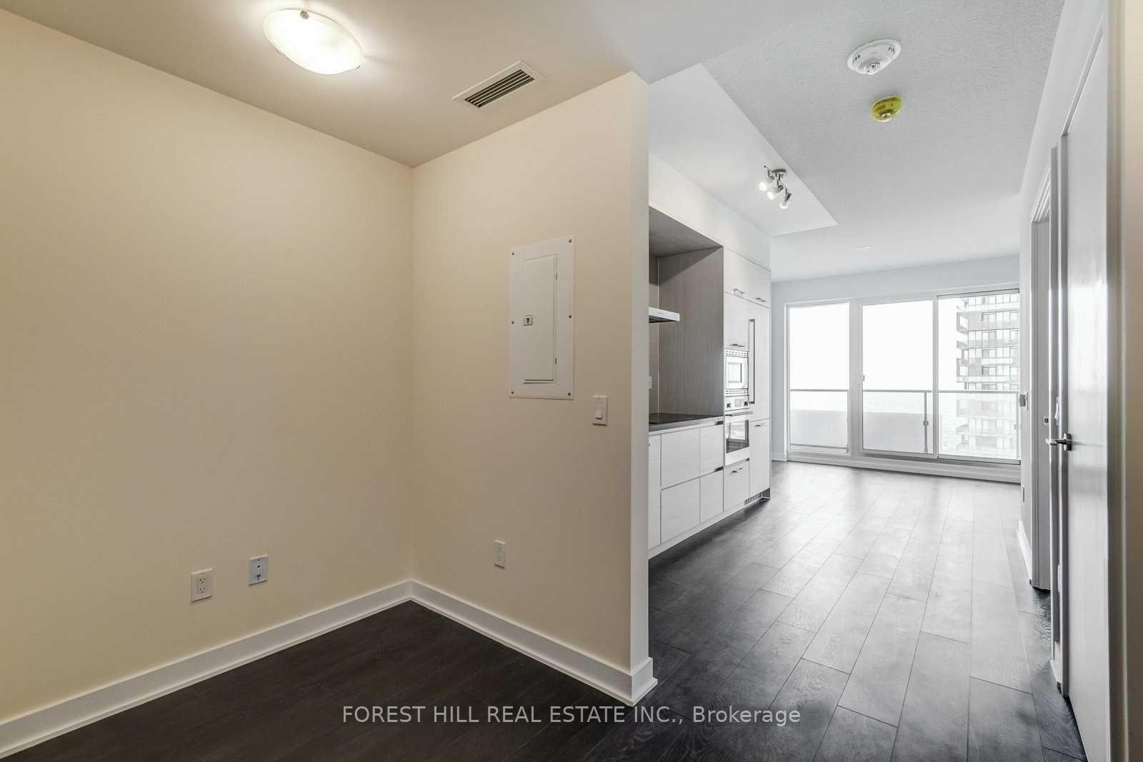 Photo 6 of Unit 5610, 2221 Yonge Street, Toronto, Mount Pleasant West — HOMEH