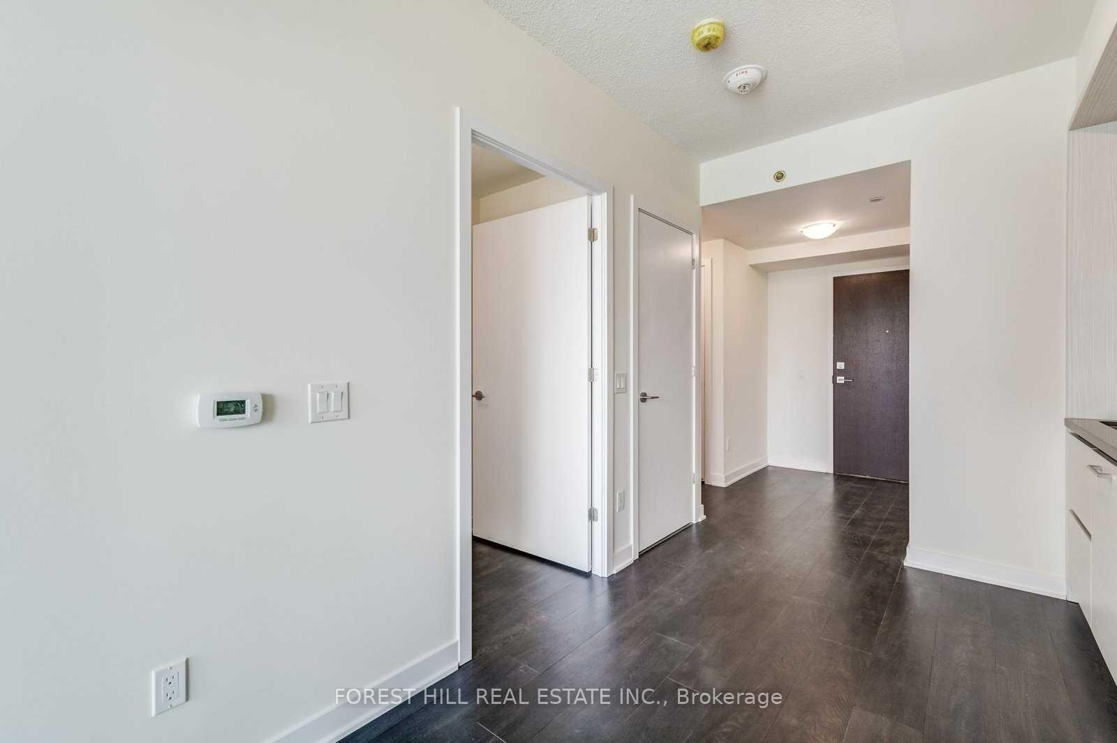Photo 13 of Unit 5610, 2221 Yonge Street, Toronto, Mount Pleasant West — HOMEH