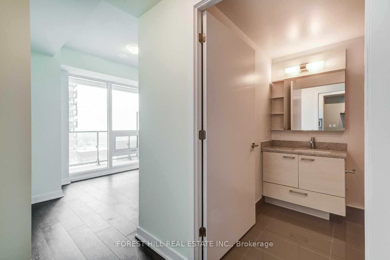 Photo 19 of Unit 5610, 2221 Yonge Street, Toronto, Mount Pleasant West — HOMEH