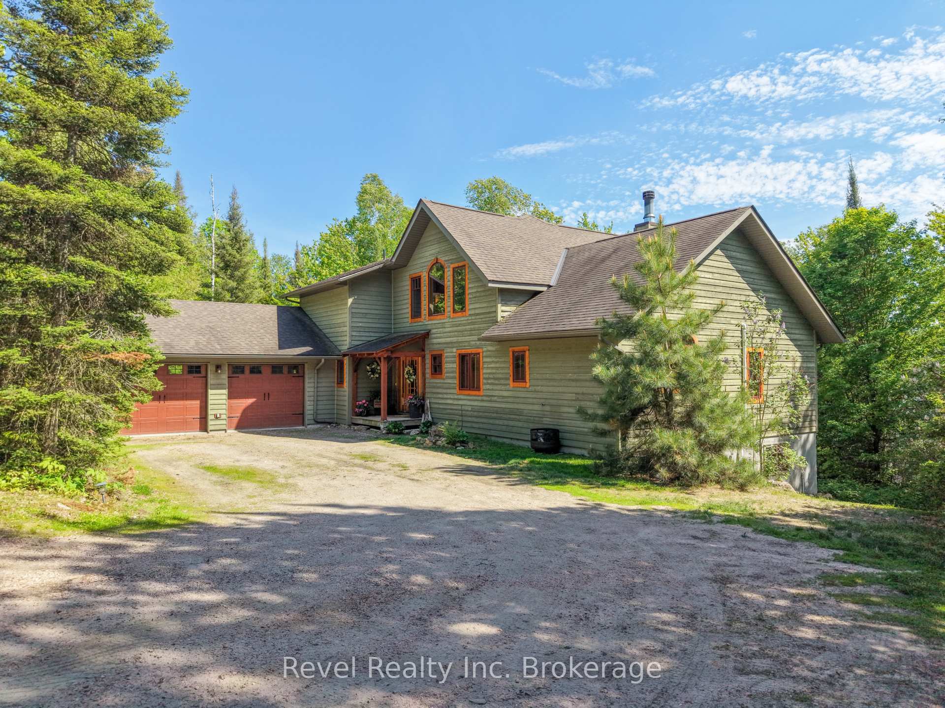 Front of 2625 Northshore Road