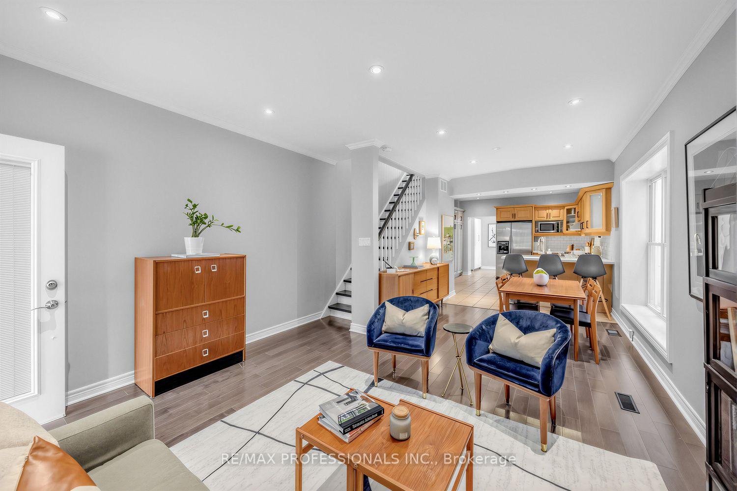 Photo 8 of 3 Blakley Avenue, Toronto, Rockcliffe-Smythe — HOMEH
