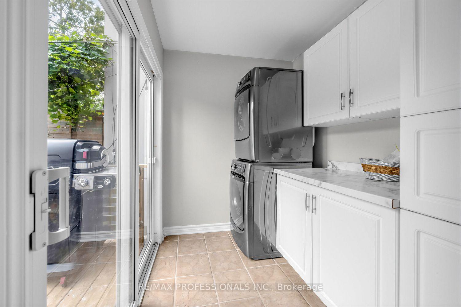 Photo 23 of 3 Blakley Avenue, Toronto, Rockcliffe-Smythe — HOMEH