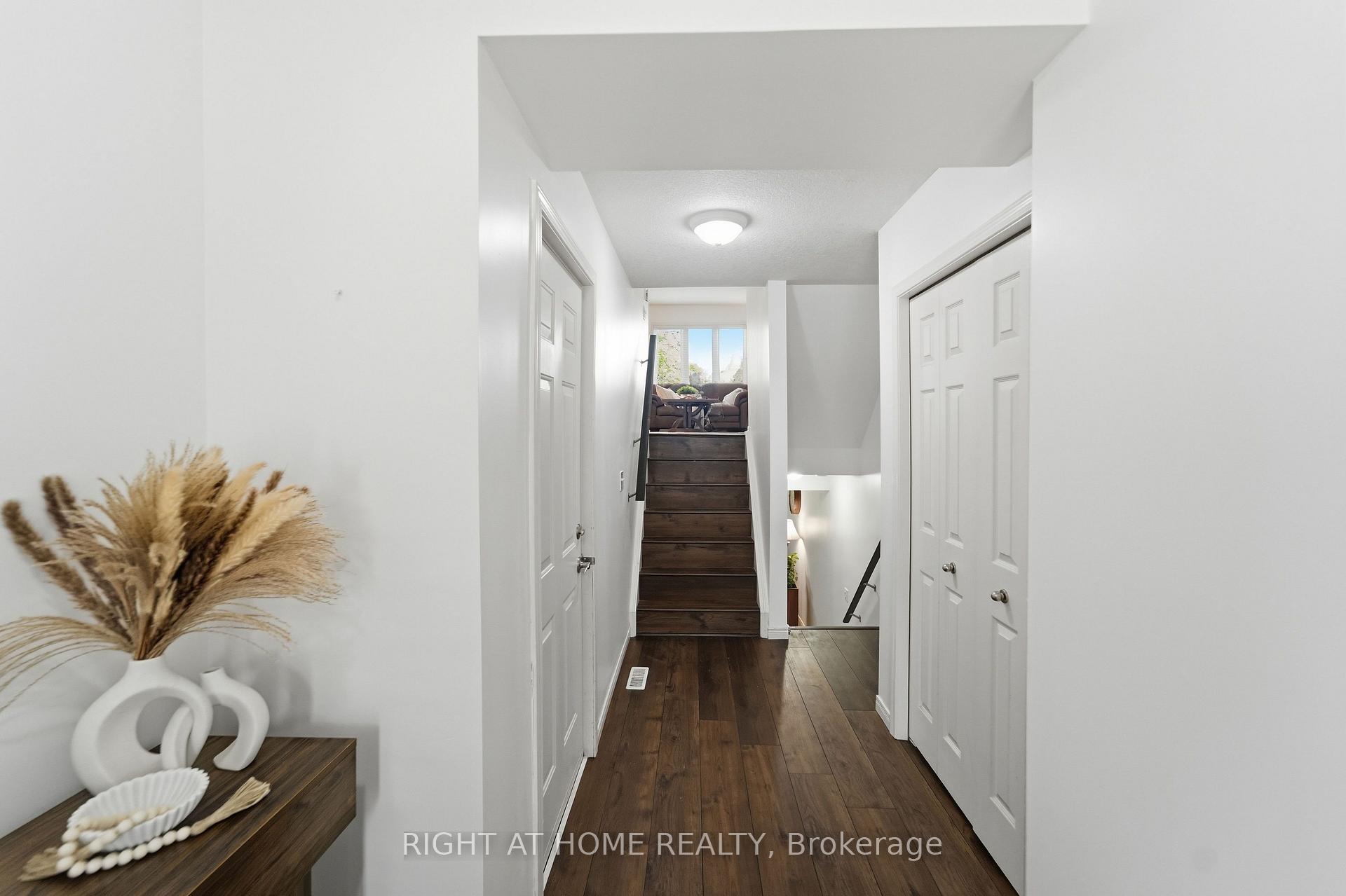 Photo 12 of Unit 7, 582 Hyde Park Road, London, North O — HOMEH
