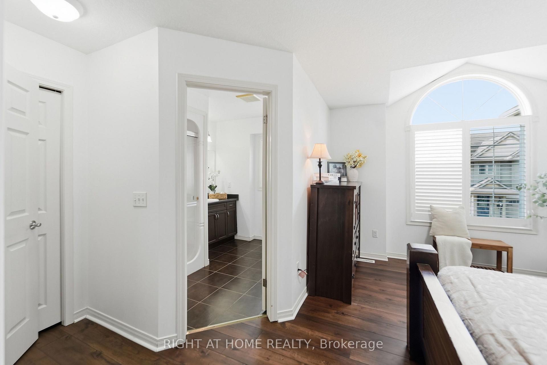 Photo 27 of Unit 7, 582 Hyde Park Road, London, North O — HOMEH