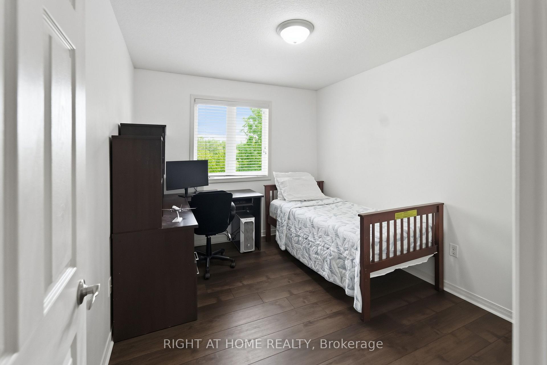 Photo 30 of Unit 7, 582 Hyde Park Road, London, North O — HOMEH