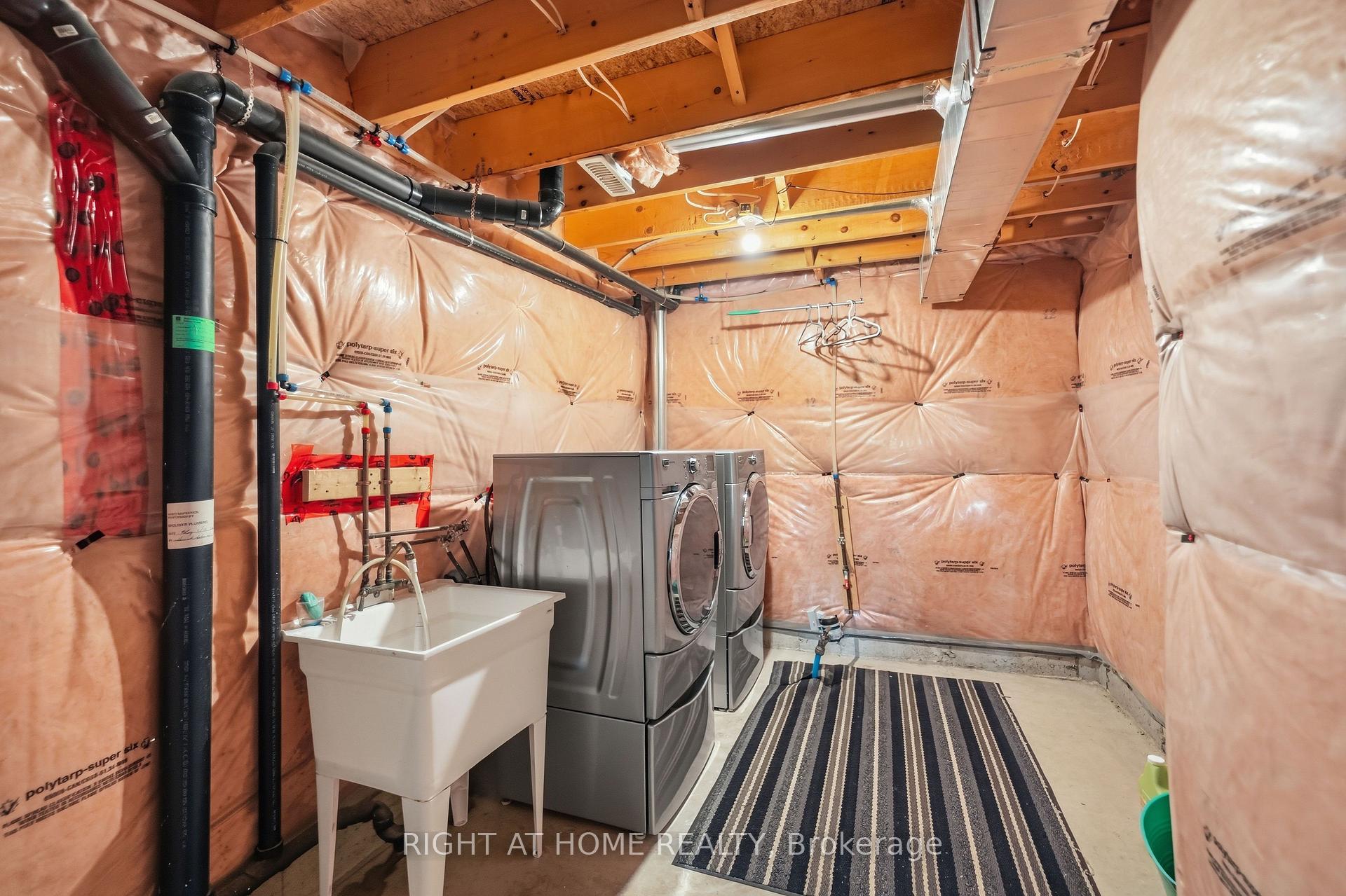 Photo 34 of Unit 7, 582 Hyde Park Road, London, North O — HOMEH