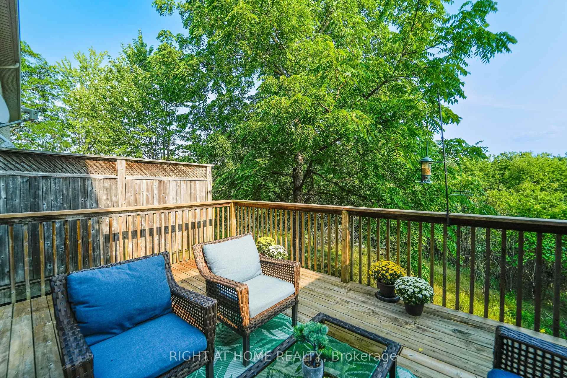 Photo 44 of Unit 7, 582 Hyde Park Road, London, North O — HOMEH