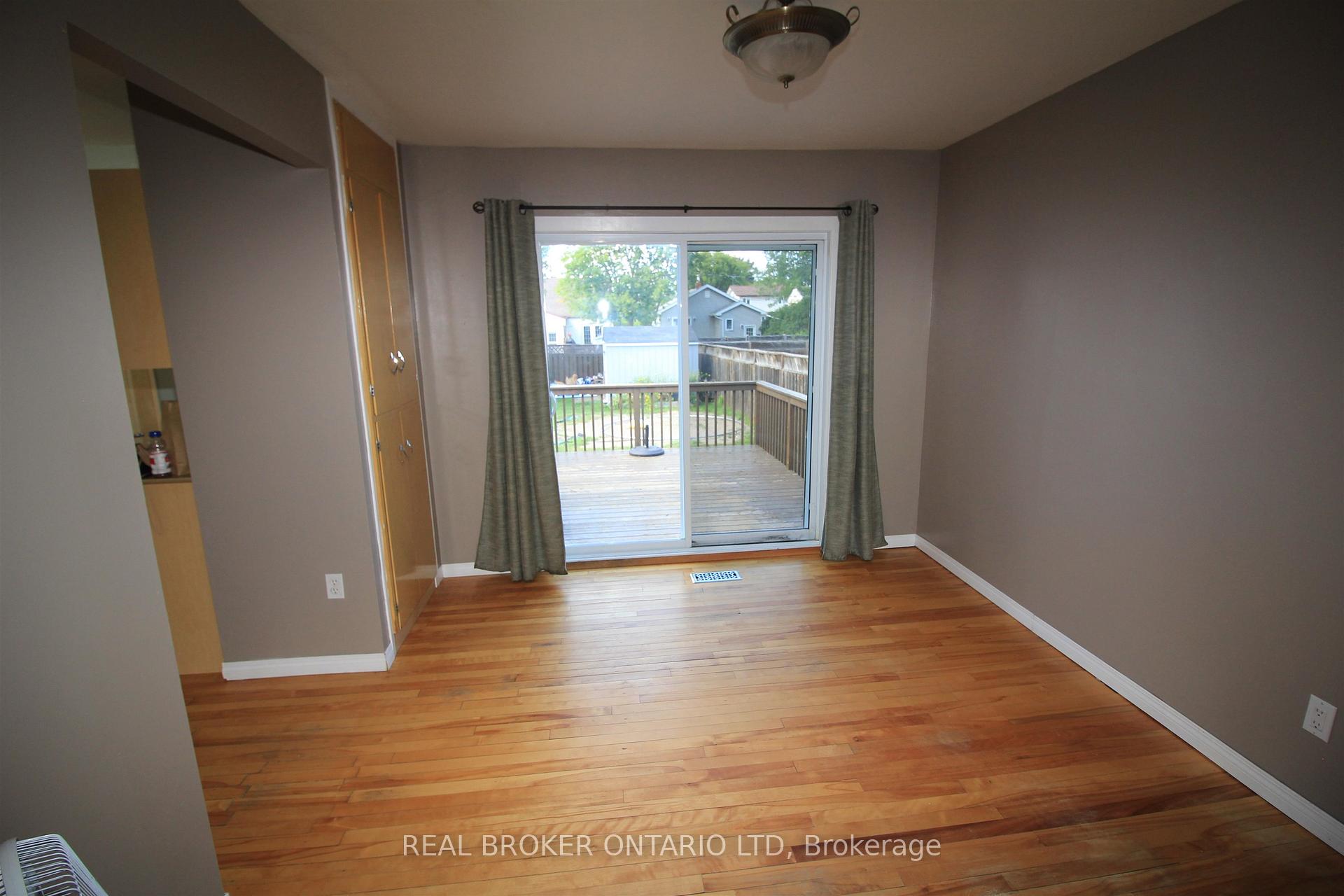 Photo 5 of 368 Merrill Street, Thunder Bay, Current River — HOMEH