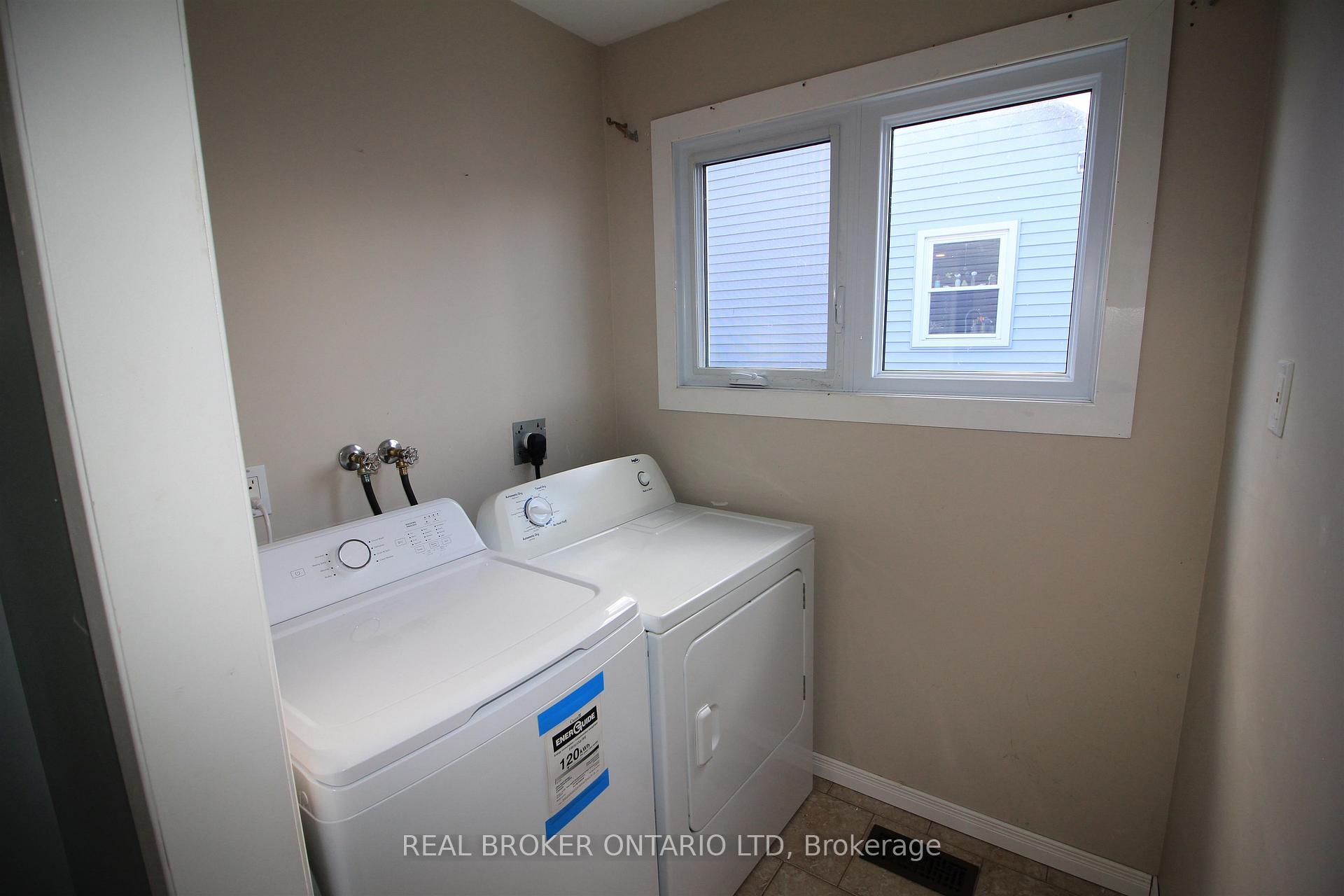 Photo 6 of 368 Merrill Street, Thunder Bay, Current River — HOMEH