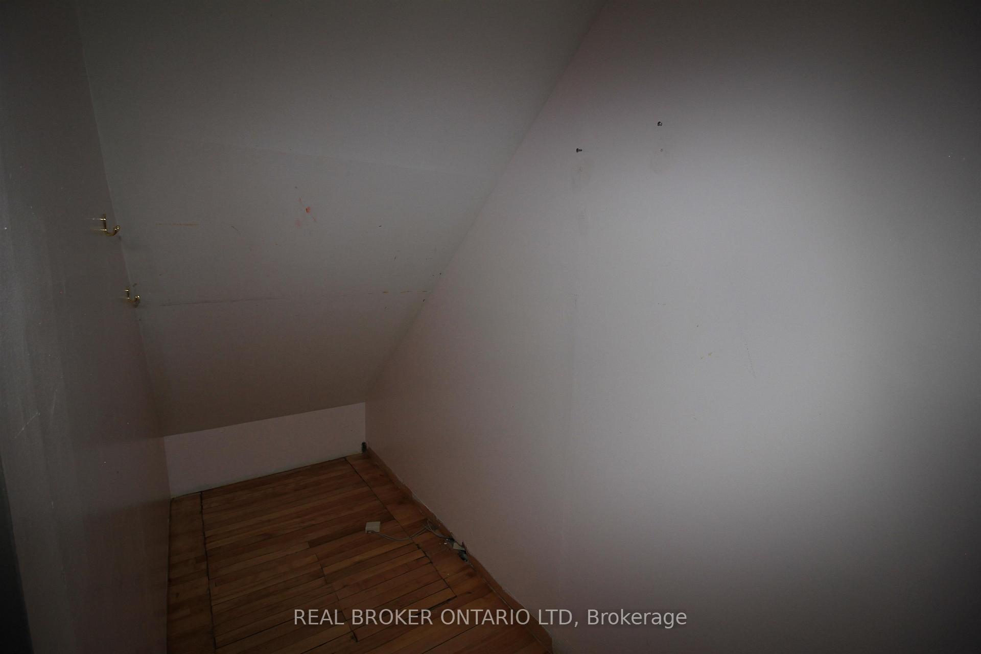 Photo 13 of 368 Merrill Street, Thunder Bay, Current River — HOMEH