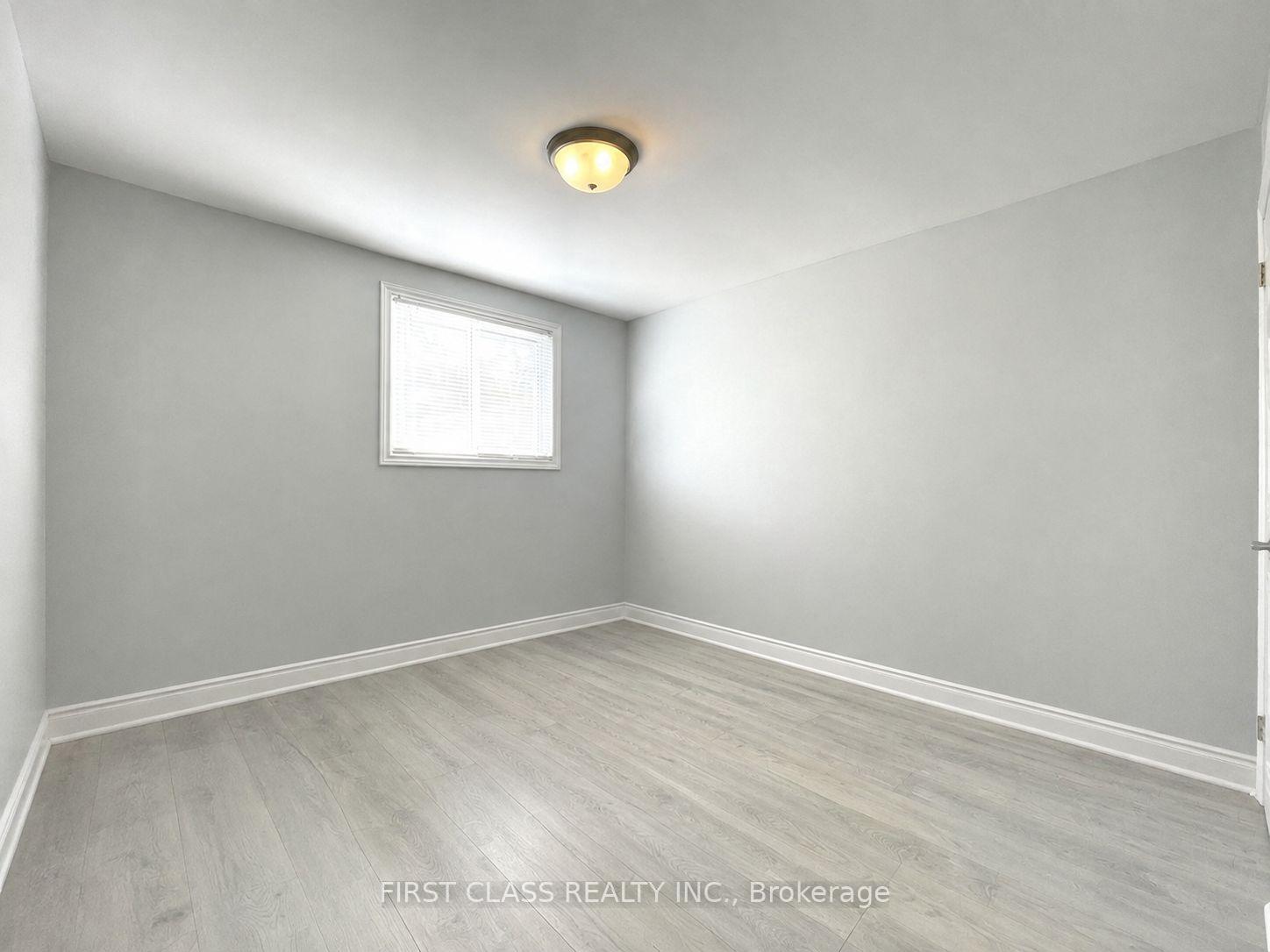 Photo 29 of 1323 Redbank Crescent, Oakville, College Park — HOMEH
