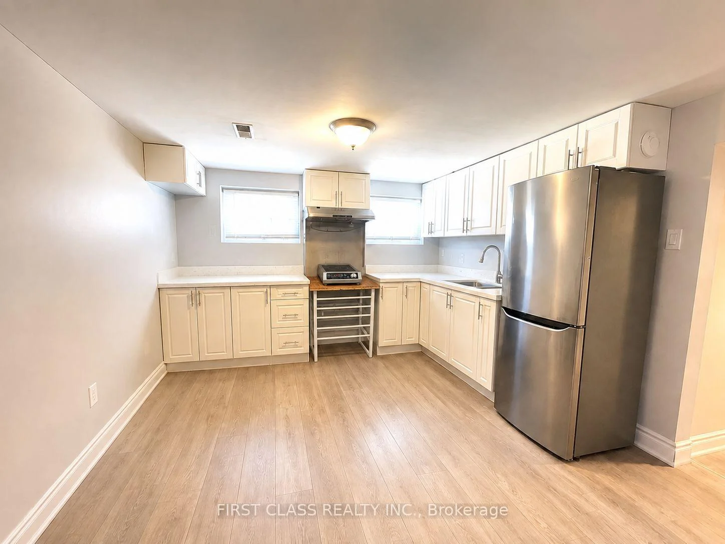 Photo 20 of 1323 Redbank Crescent, Oakville, College Park — HOMEH