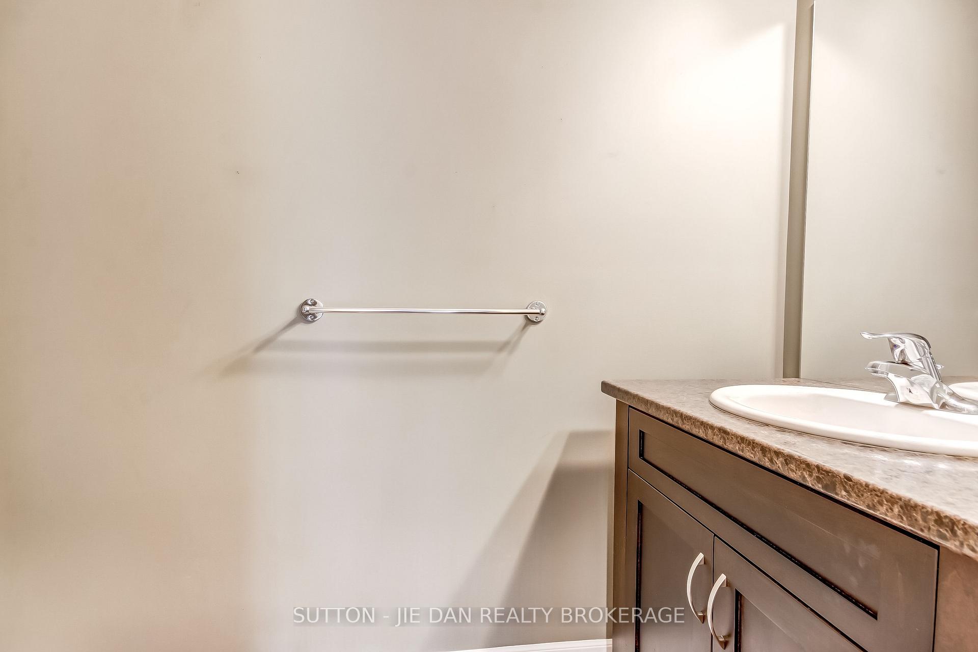 Photo 11 of 1511 Coronation Drive, London, North I — HOMEH