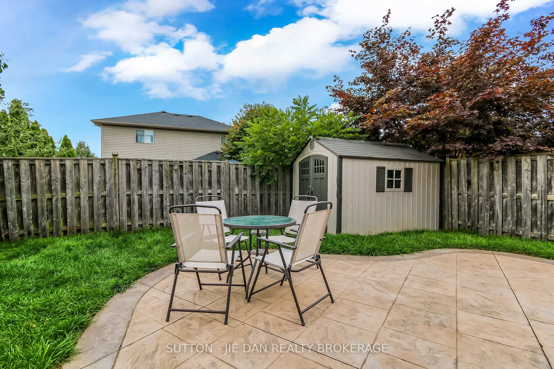 Photo 26 of 1511 Coronation Drive, London, North I — HOMEH