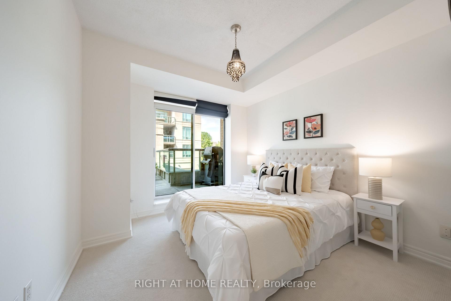 Photo 8 of Unit 202, 35 Boardwalk Drive, Toronto, The Beaches — HOMEH