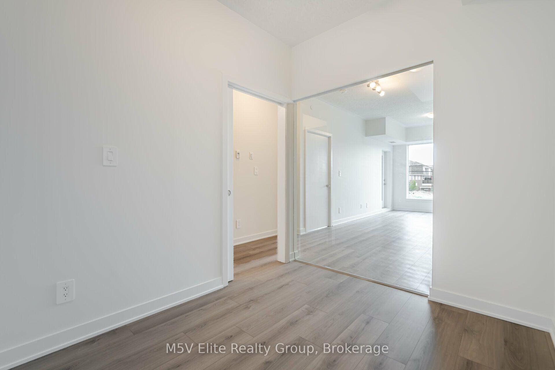 Photo 21 of Unit 213, 1440 Clarriage Court, Milton, Ford — HOMEH