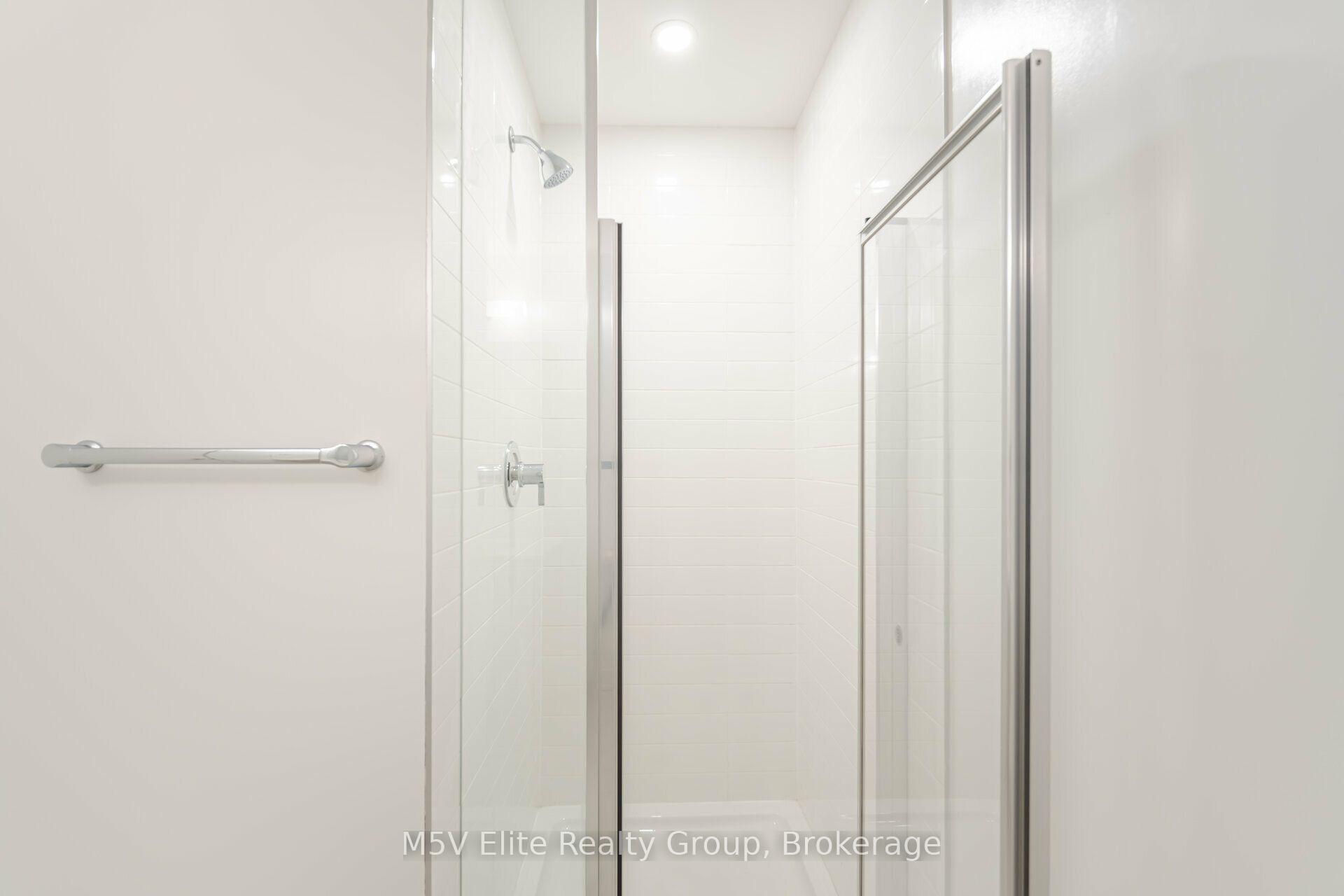 Photo 23 of Unit 213, 1440 Clarriage Court, Milton, Ford — HOMEH
