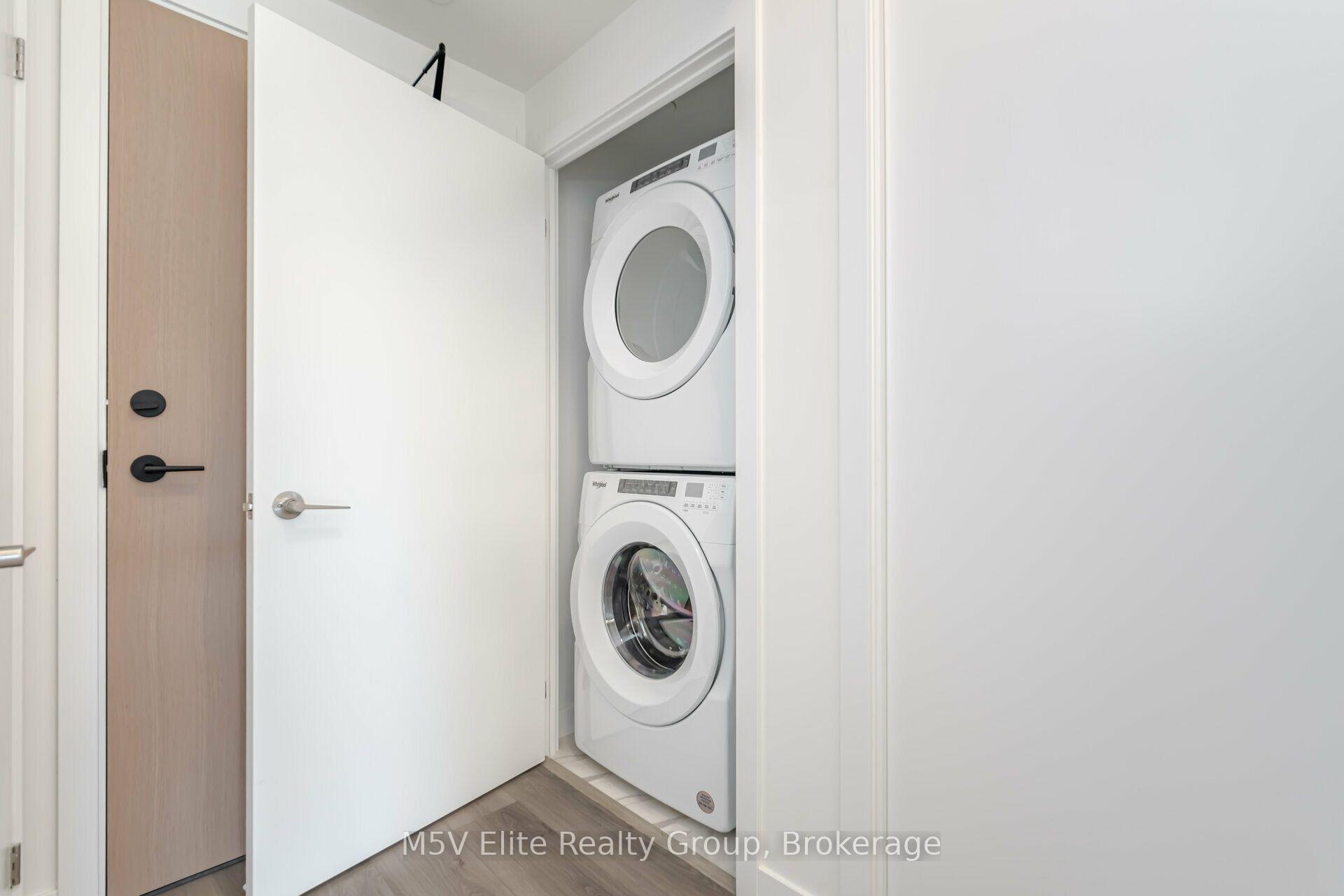 Photo 24 of Unit 213, 1440 Clarriage Court, Milton, Ford — HOMEH