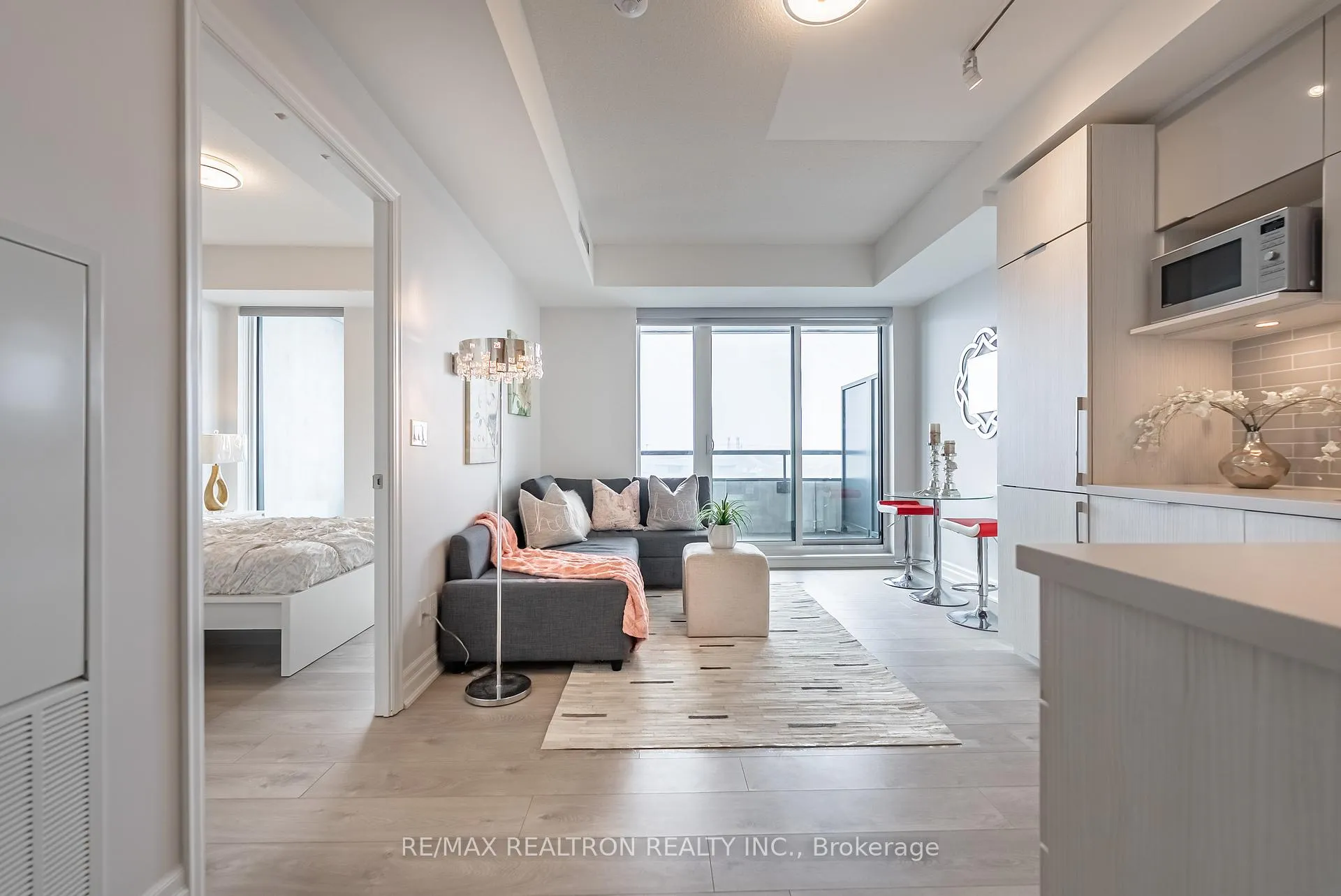 Photo 10 of Unit A1409, 10 Rouge Valley Drive W, Markham, Unionville — HOMEH